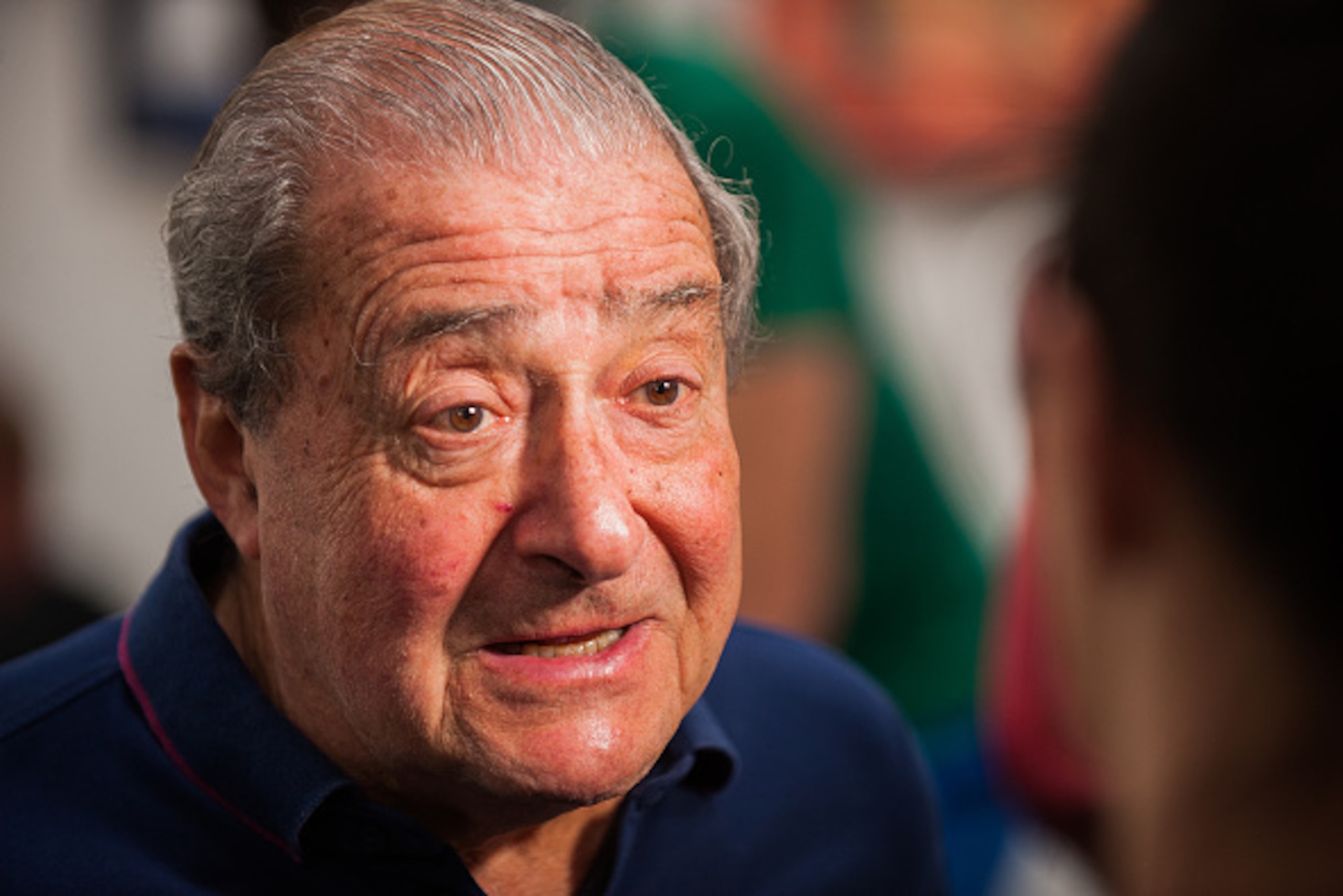 HOLLYWOOD, CA - FEBRUARY 17:  Promoter Robert 'Bob' Arum talks with the media before a work out session at Wild Card Boxing Club on February 17, 2015 in Hollywood, California.  (Photo by Jonathan Moore/Getty Images)