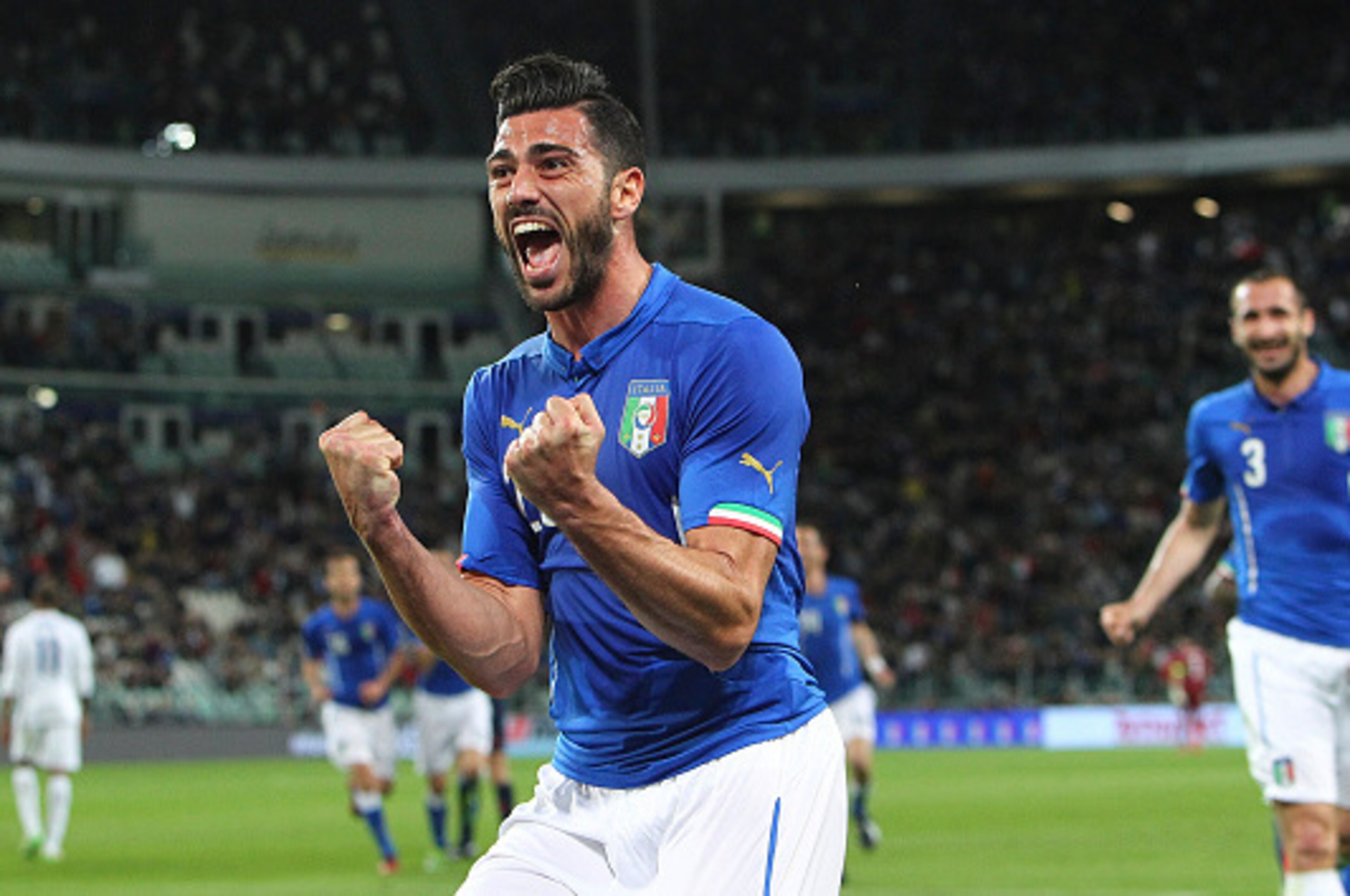 TURIN, ITALY - MARCH 31:  Graziano Pelle of Italy celebrates after scoring the opening goal during the international friendly match beteween Italy and England at Juventus Arena on March 31, 2015 in Turin, Italy.  (Photo by Marco Luzzani/Getty Images)