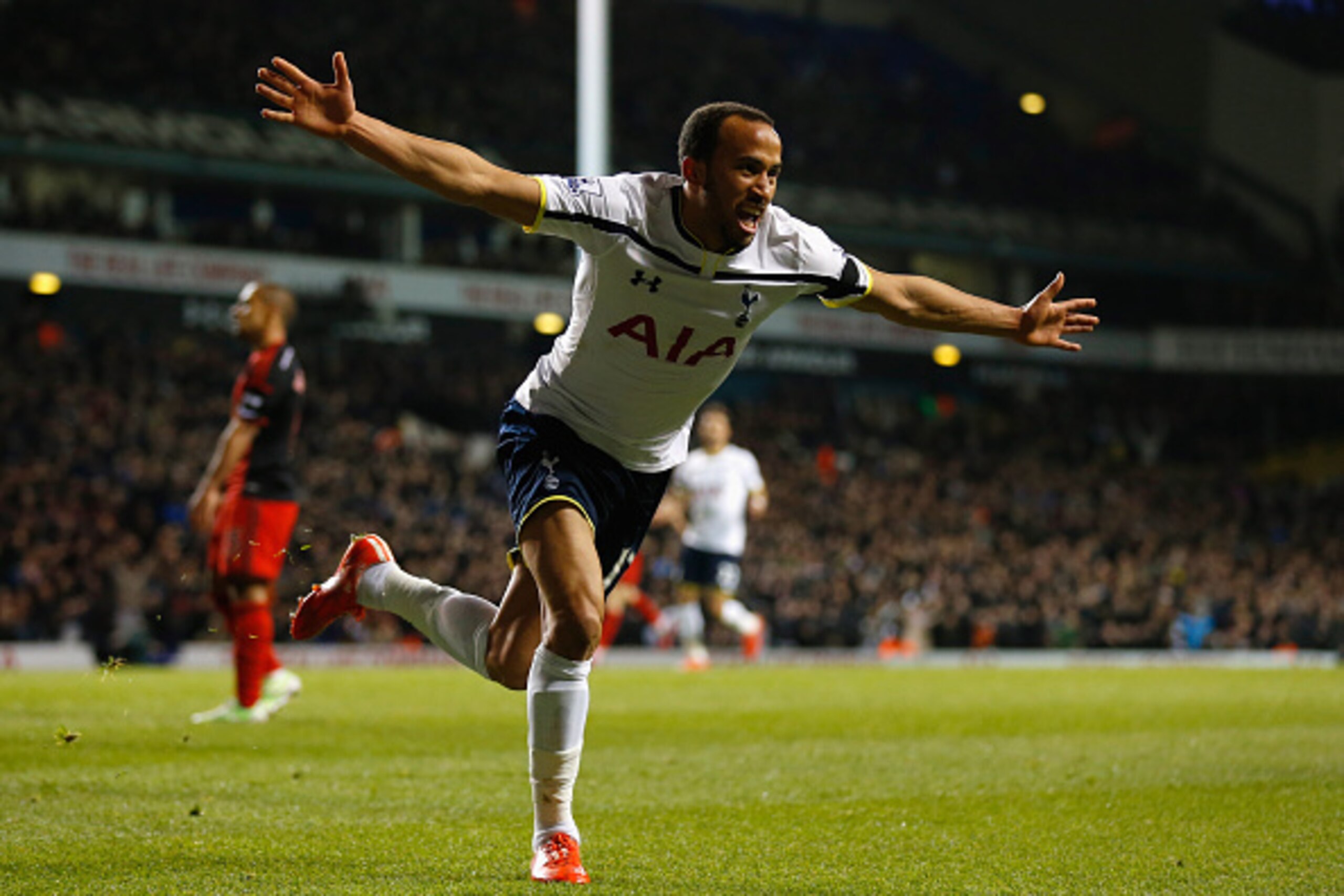 LONDON, ENGLAND - MARCH 04:  Andros Townsend of Spurs celebrates as he scores their third goal during the Barclays Premier League match between Tottenham Hotspur and Swansea City at White Hart Lane on March 4, 2015 in London, England.  (Photo by Steve Bar