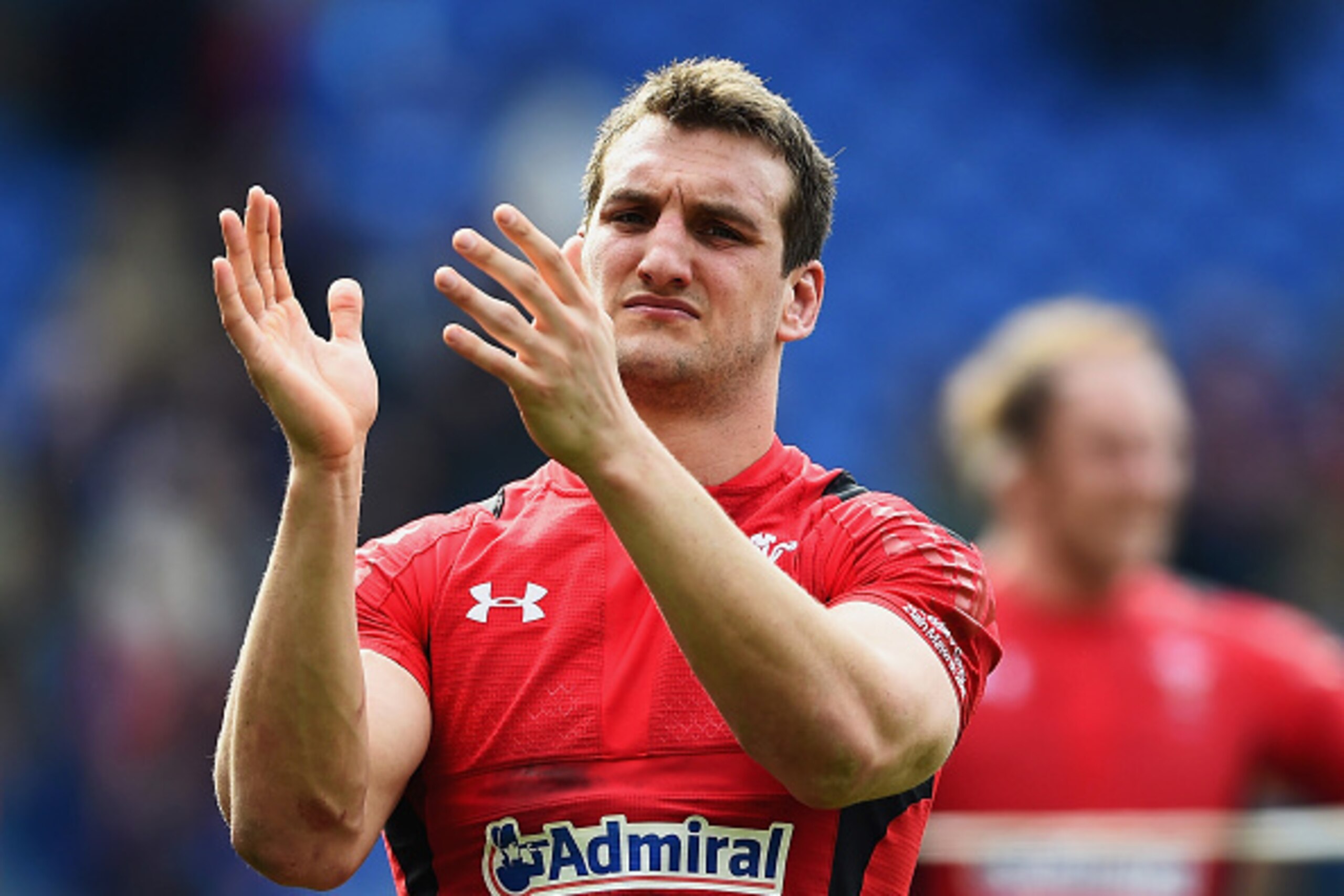 ROME, ITALY - MARCH 21:  Sam Warburton of Wales applauds the fans after the RBS 6 Nations match between Italy and Wales at Stadio Olimpico on March 21, 2015 in Rome, Italy.  (Photo by Laurence Griffiths/Getty Images)