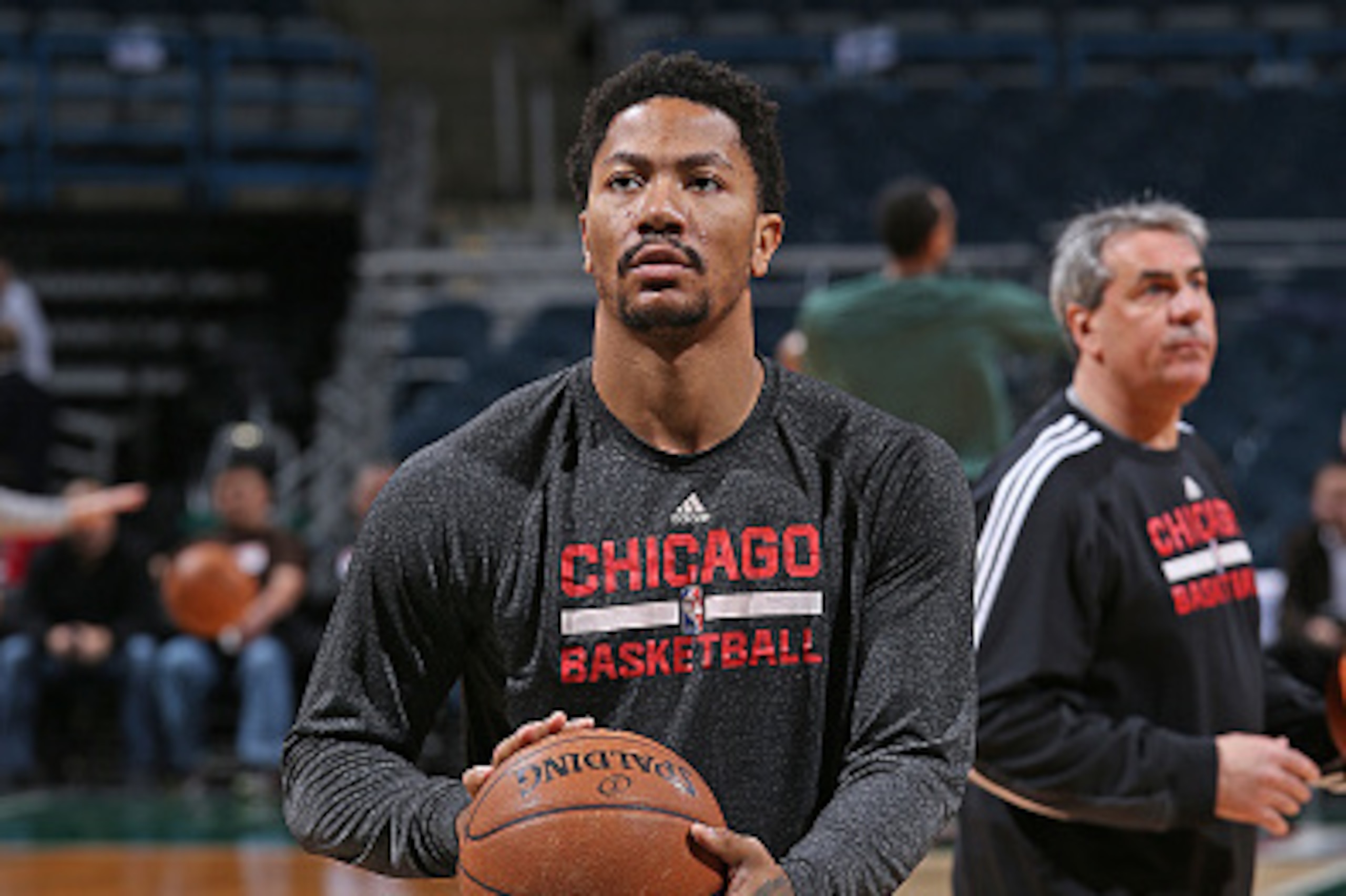 Milwaukee, WI - APRIL 1:  Derrick Rose #1 of the Chicago Bulls warms up before the game against the Milwaukee Bucks on April 1, 2015 at the BMO Harris Bradley Center in Milwaukee, Wisconsin. NOTE TO USER: User expressly acknowledges and agrees that, by do