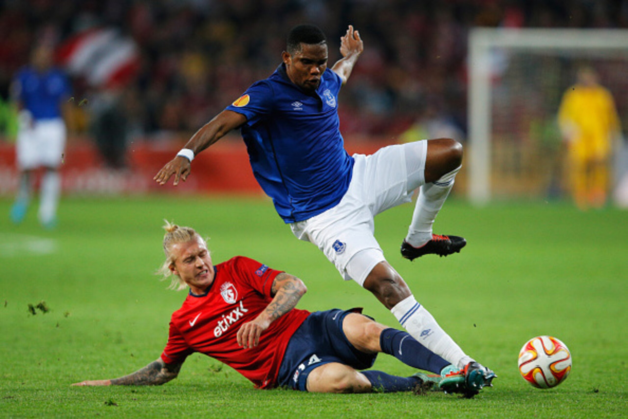 LILLE, FRANCE - OCTOBER 23:  Samuel Eto'o of Everton is tackled by Simon Kjaer of Lille during the UEFA Europa League Group H match between LOSC Lille and Everton at Grand Stade Lille Metropole on October 23, 2014 in Lille, France.  (Photo by Dean Mouhtar