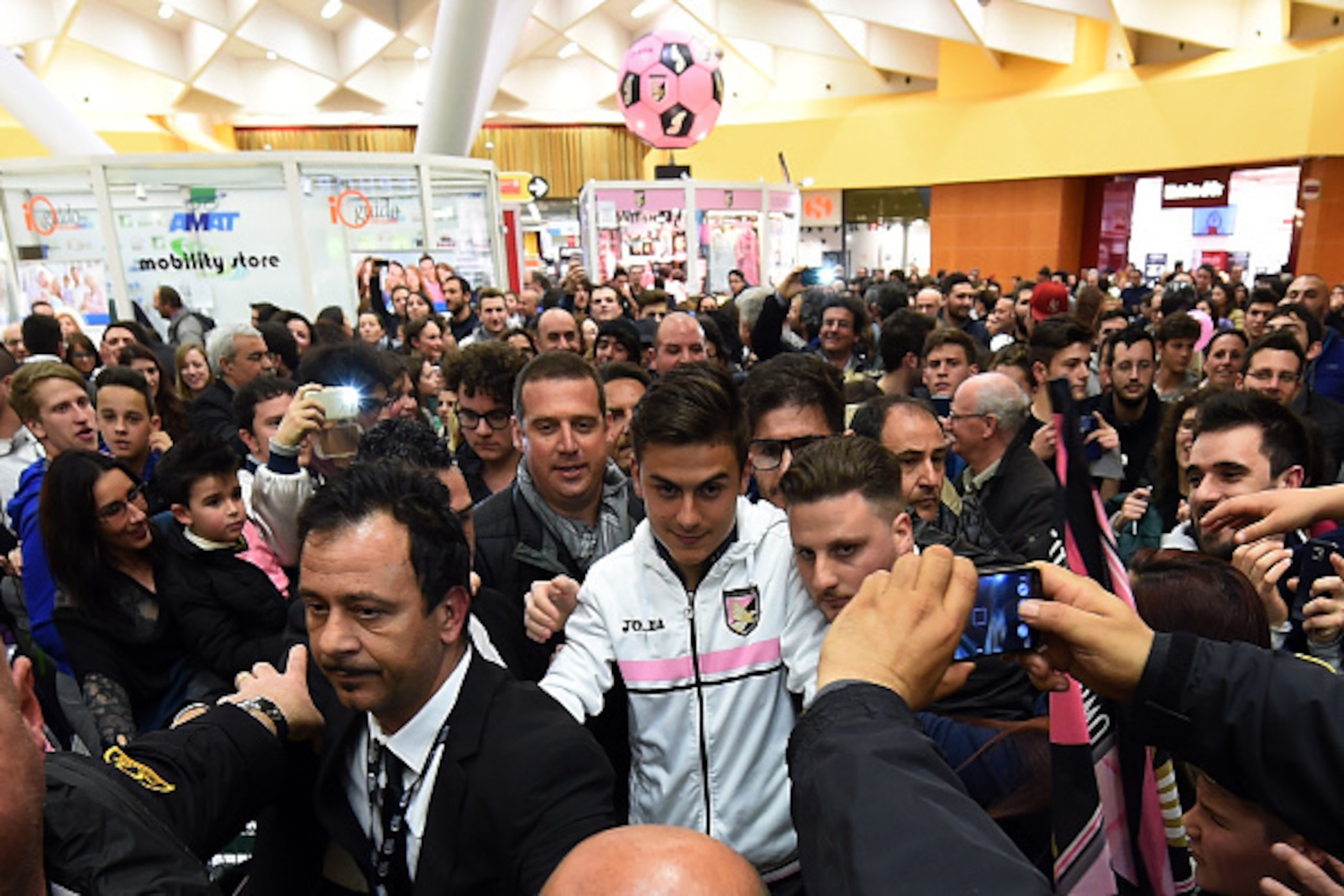 PALERMO, ITALY - MARCH 24:  Paulo Dybala of US Citta di Palermo meets supporters at Palermo Store at Conca D'Oro Shopping Center on March 24, 2015 in Palermo, Italy.  (Photo by Tullio M. Puglia/Getty Images)