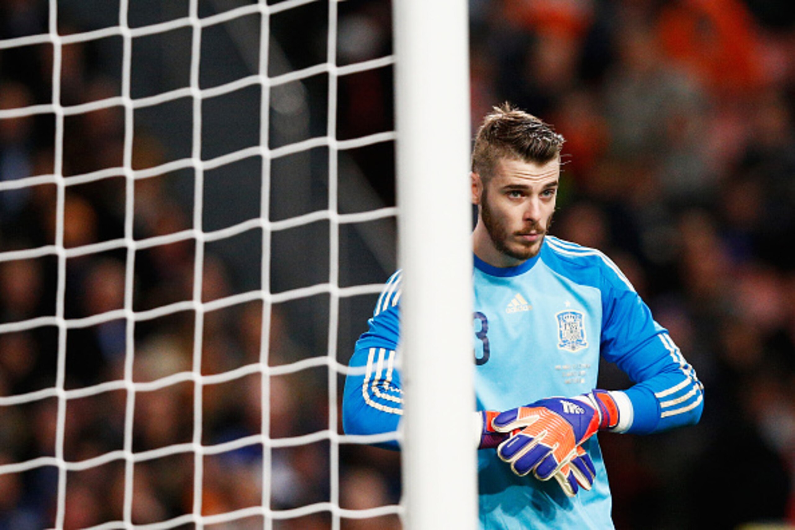 AMSTERDAM, NETHERLANDS - MARCH 31:  David De Gea of Spain looks on during the international friendly match between the Netherlands and Spain held at Amsterdam Arena on March 31, 2015 in Amsterdam, Netherlands.  (Photo by Dean Mouhtaropoulos/Getty Images)