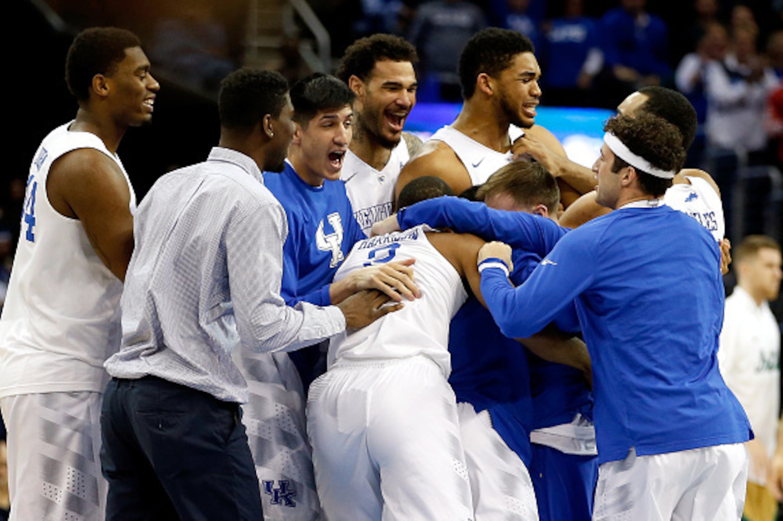 CLEVELAND, OH - MARCH 28:  The Kentucky Wildcats celebrate after defeating the Notre Dame Fighting Irish during the Midwest Regional Final of the 2015 NCAA Men's Basketball tournament at Quicken Loans Arena on March 28, 2015 in Cleveland, Ohio. Kentucky d