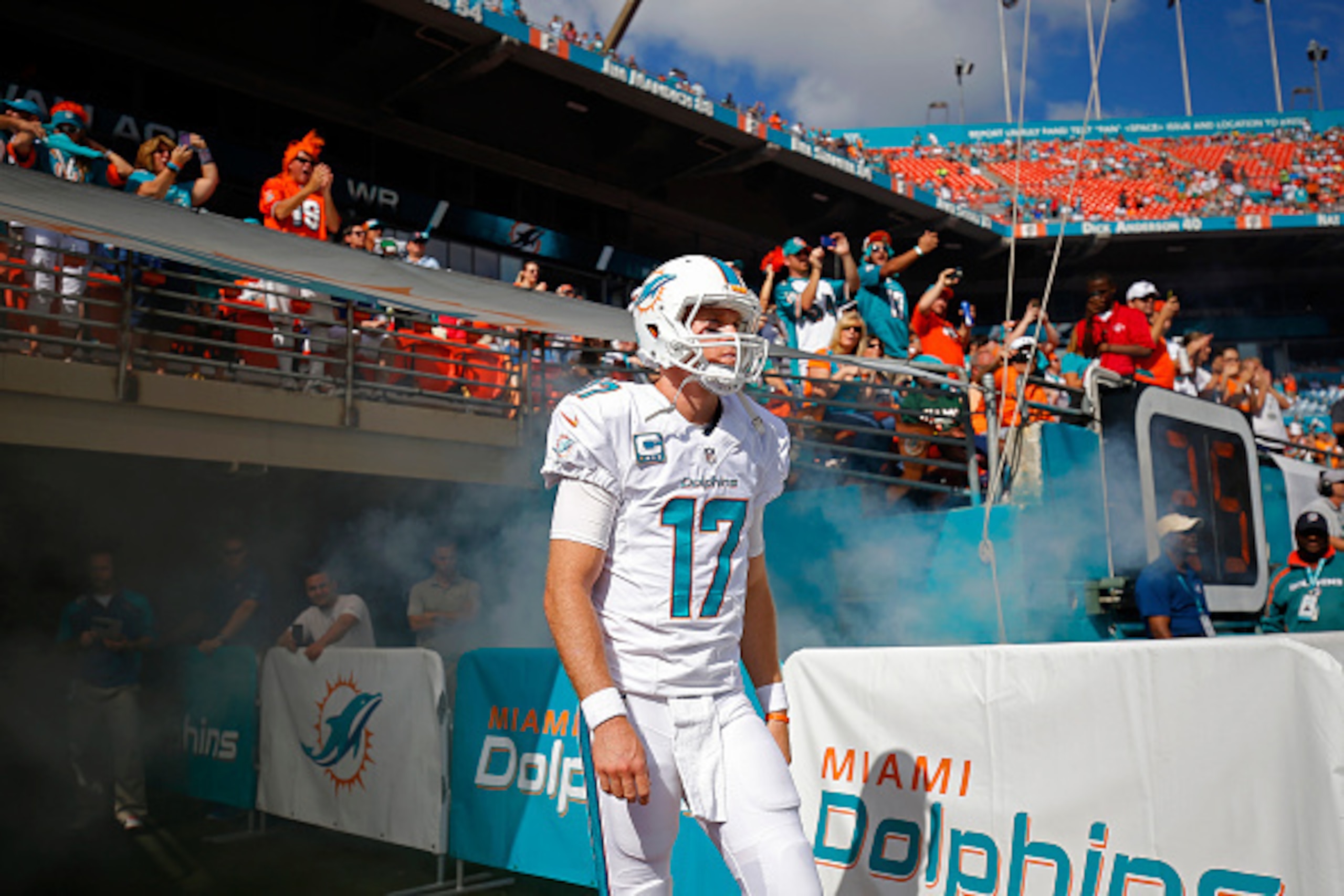 MIAMI GARDENS, FL - DECEMBER 28:  Quarterback Ryan Tannehill #17 of the Miami Dolphins walks onto the field before a game against the New York Jets at Sun Life Stadium on December 28, 2014 in Miami Gardens, Florida.  (Photo by Chris Trotman/Getty Images)