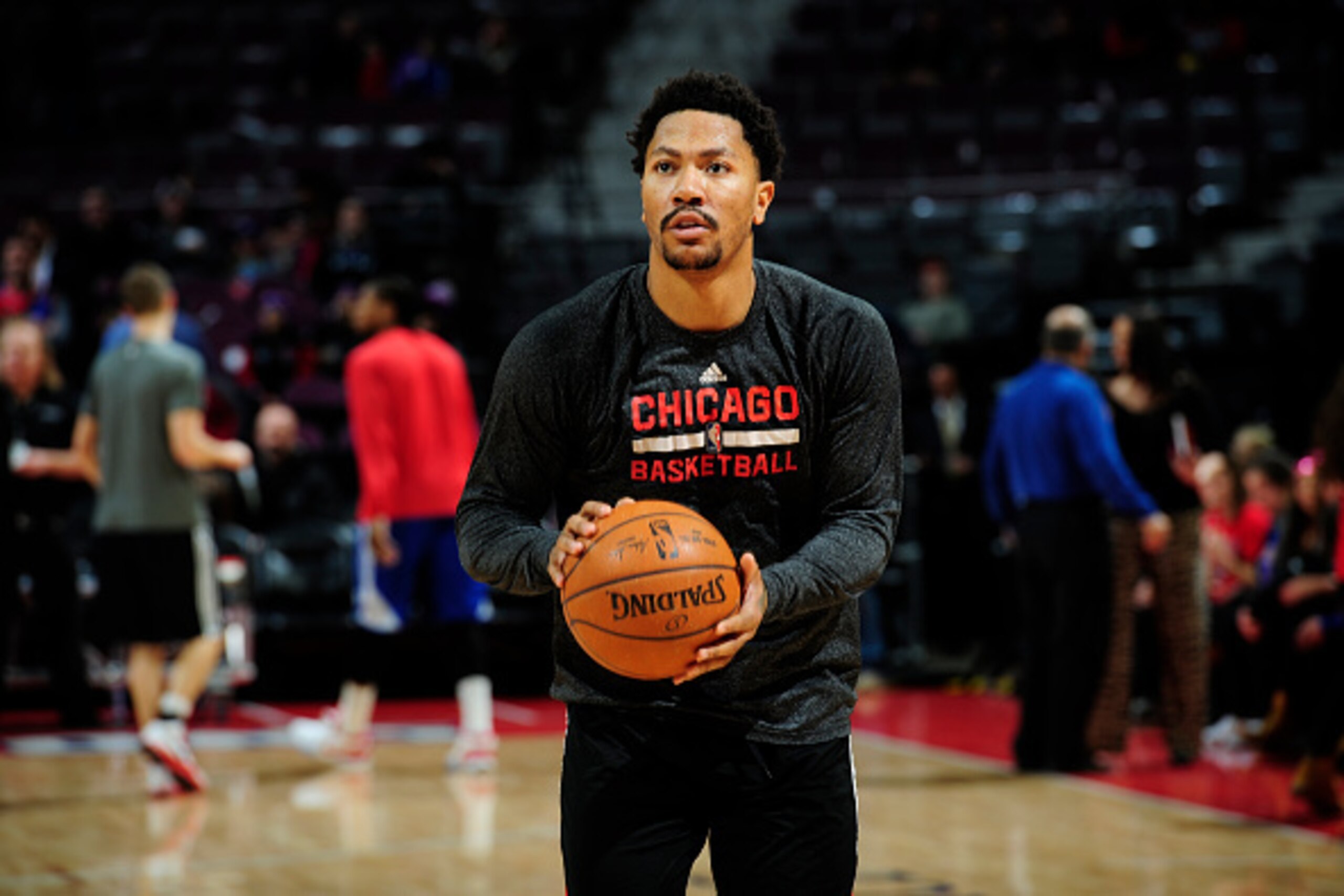AUBURN HILLS, MI - MARCH 21:  Derrick Rose #1 of the Chicago Bulls before the game against the Detroit Pistons on March 21, 2015 at the Palace of Auburn Hills in Auburn Hills, Michigan. NOTE TO USER: User expressly acknowledges and agrees that, by downloa