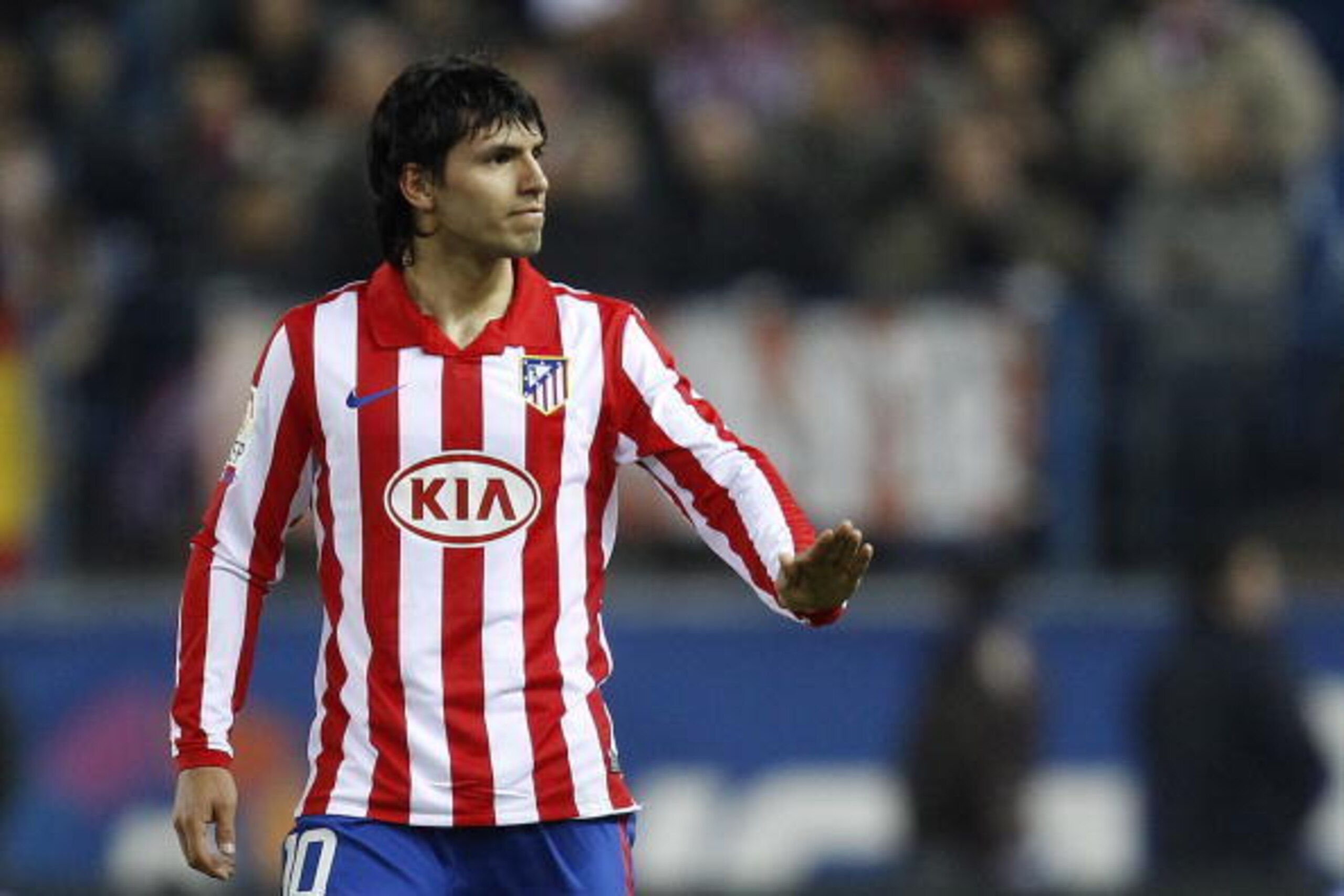 MADRID, SPAIN - FEBRUARY 28:  Sergio Aguero of Atletico Madrid reacts during the La Liga match between Atletico Madrid and Valencia at Vicente Calderon Stadium on February 28, 2010 in Madrid, Spain. Atletico won the match 4-1. (Photo by Angel Martinez/Get