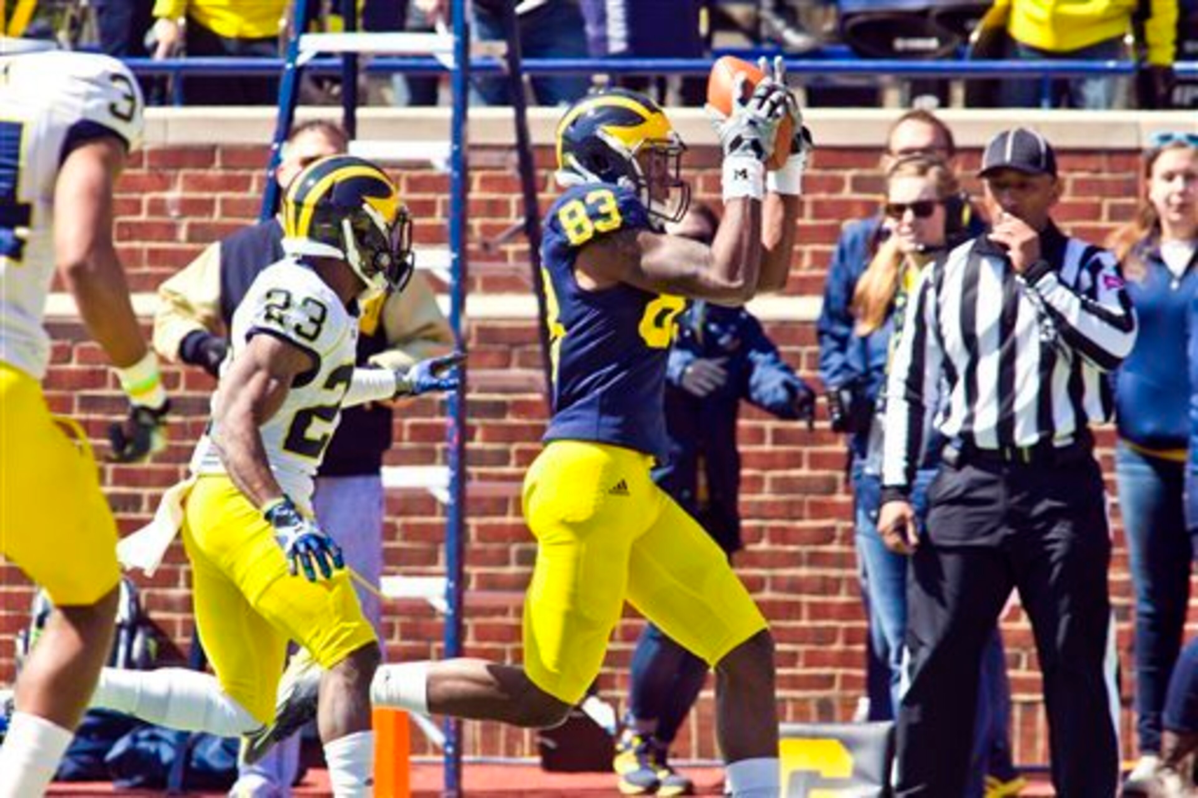 Jaron Duke's 14-yard TD catch was the only offense on Saturday.