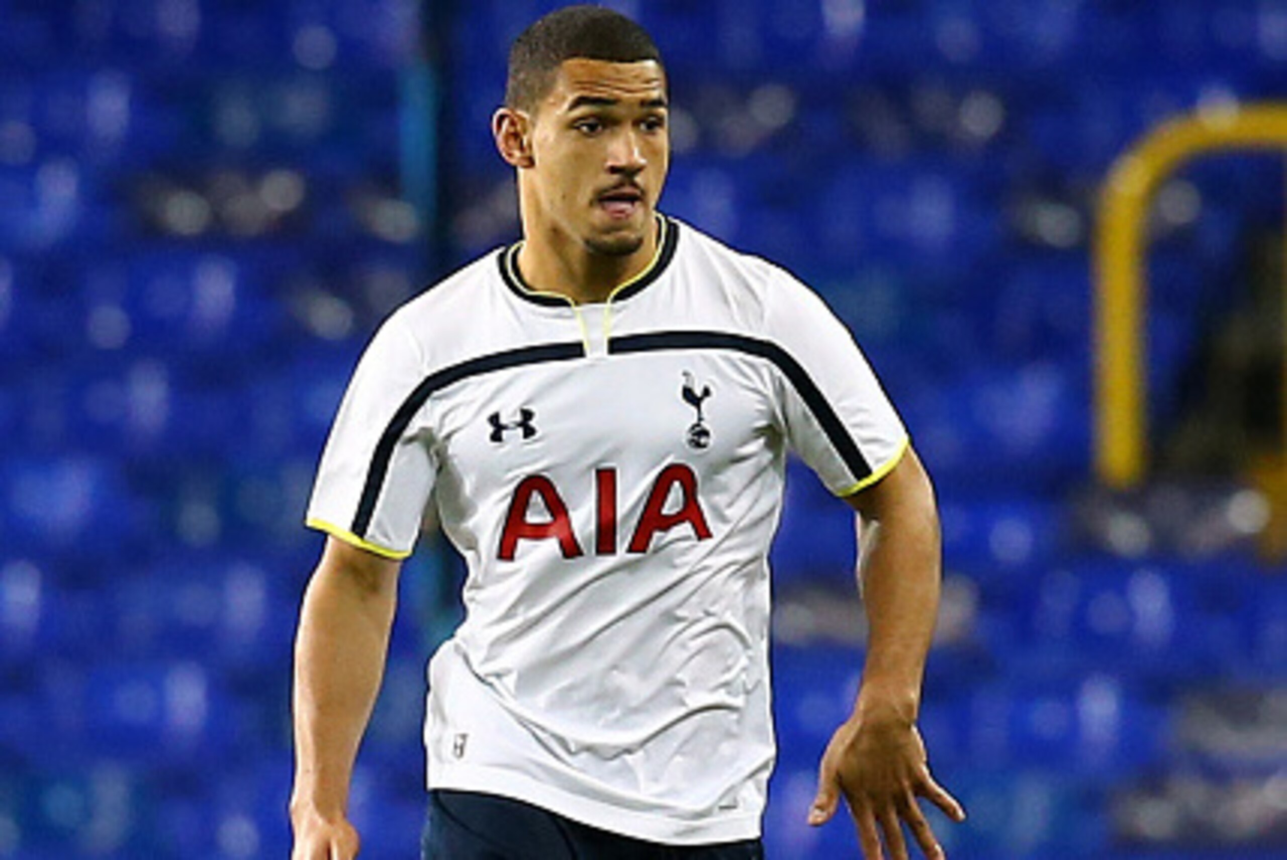 LONDON, ENGLAND - FEBRUARY 09: Cameron Carter-Vickers of Tottenham during the FA Youth Cup Fifth Round match between Tottenham Hotspur and Manchester United at White Hart Lane on February 09, 2015 in London, England. (Photo by Charlie Crowhurst/Getty Imag LONDON, ENGLAND - FEBRUARY 09: Cameron Carter-Vickers of Tottenham during the FA Youth Cup Fifth Round match between Tottenham Hotspur and Manchester United at White Hart Lane on February 09, 2015 in London, England. (Photo by Charlie Crowhurst/Getty Imag