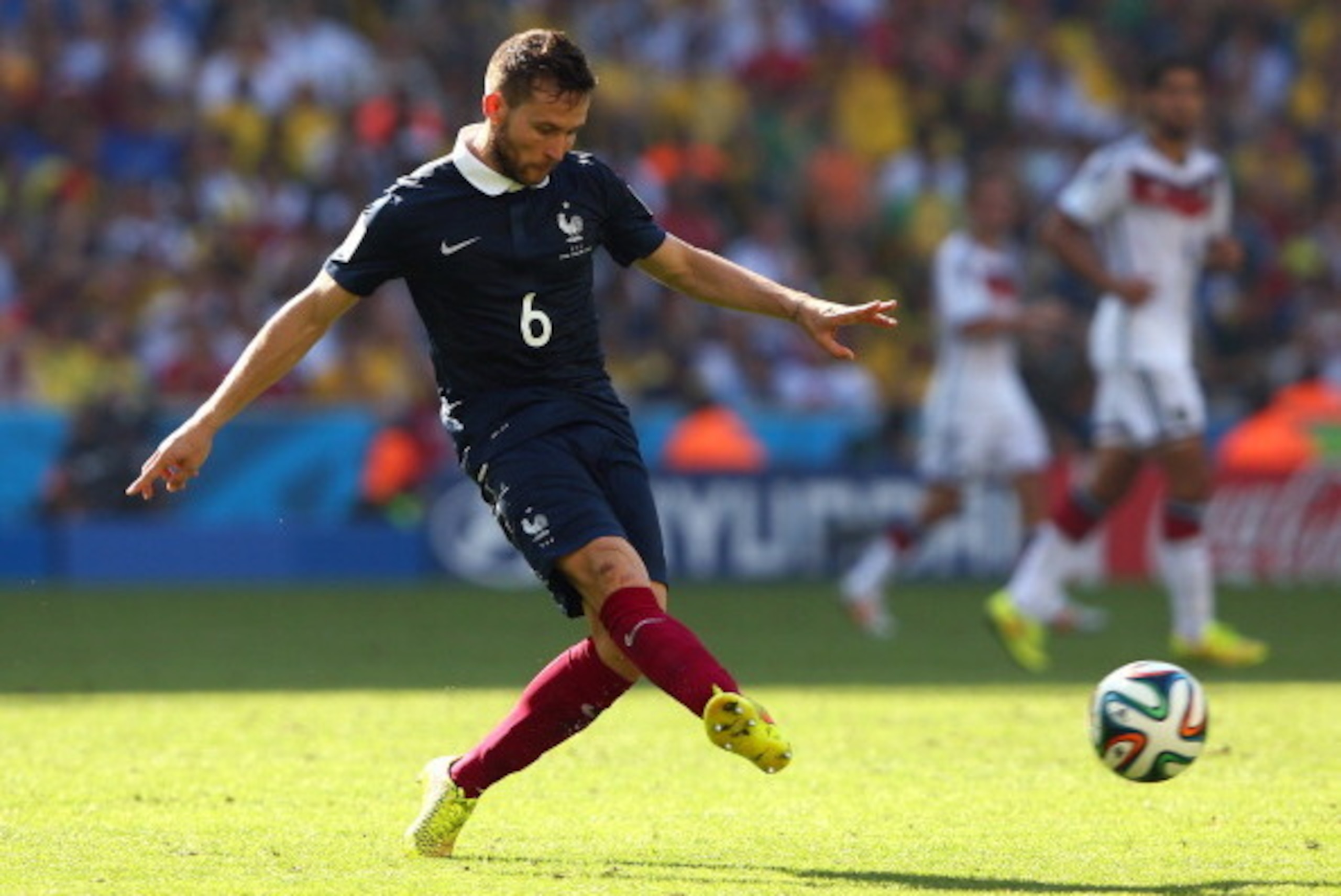 RIO DE JANEIRO, BRAZIL - JULY 04: Yohan Cabaye of France controls the ball during the 2014 FIFA World Cup Brazil Quarter Final match between France and Germany at Maracana on July 4, 2014 in Rio de Janeiro, Brazil.  (Photo by Jamie Squire/Getty Images)