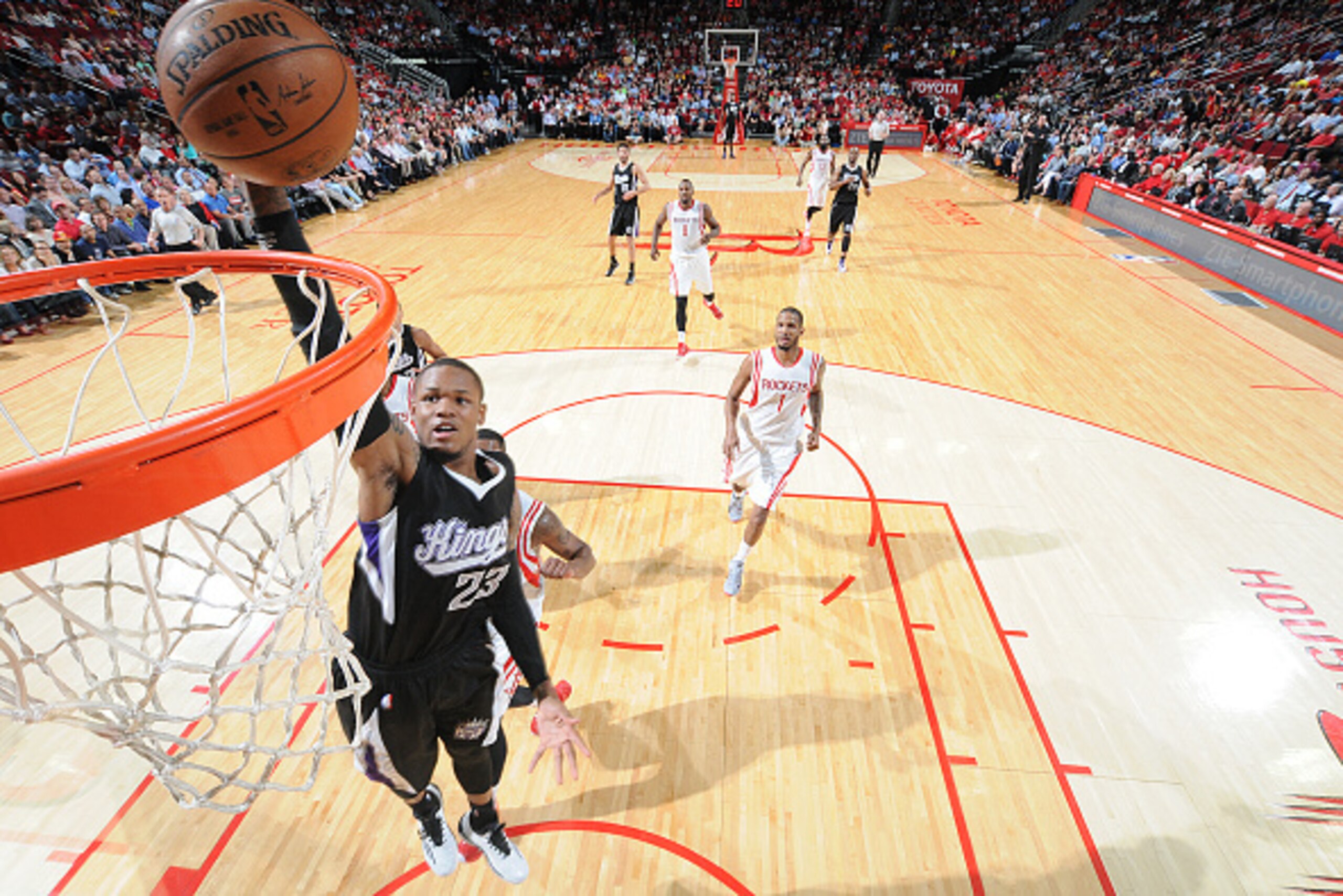 HOUSTON, TX - APRIL 1:  Ben McLemore #23 of the Sacramento Kings goes up for a dunk against the Houston Rockets on April 1, 2015 at the Toyota Center in Houston, Texas. NOTE TO USER: User expressly acknowledges and agrees that, by downloading and or using