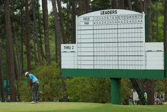 AUGUSTA, GA - APRIL 06:  Tiger Woods of the United States putts during a practice round prior to the start of the 2015 Masters Tournament at Augusta National Golf Club on April 6, 2015 in Augusta, Georgia.  (Photo by Andrew Redington/Getty Images)