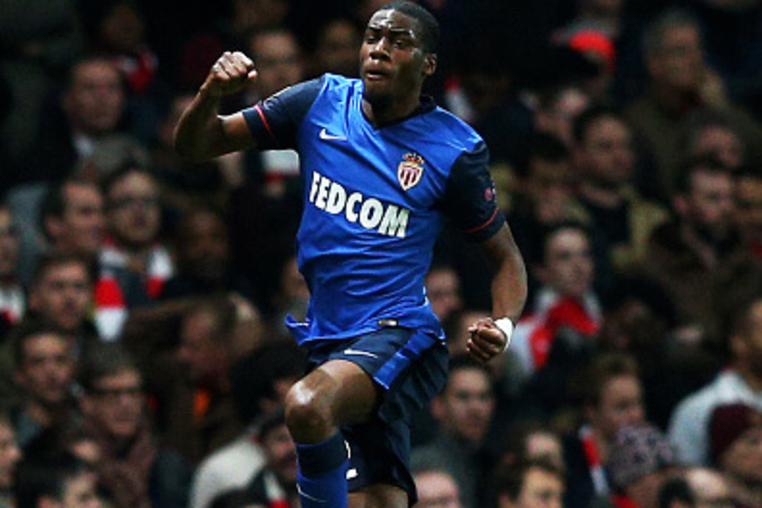 LONDON, ENGLAND - FEBRUARY 25:  Geoffrey  Kondogbia of Monaco celebates after scoring the opening goal during the UEFA Champions League round of 16, first leg match between Arsenal and Monaco at The Emirates Stadium on February 25, 2015 in London, United 