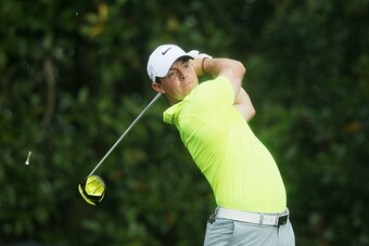 AUGUSTA, GA - APRIL 07:  Rory McIlroy of Northern Ireland watches a tee shot during a practice round prior to the start of the 2015 Masters Tournament at Augusta National Golf Club on April 7, 2015 in Augusta, Georgia.  (Photo by Andrew Redington/Getty Im