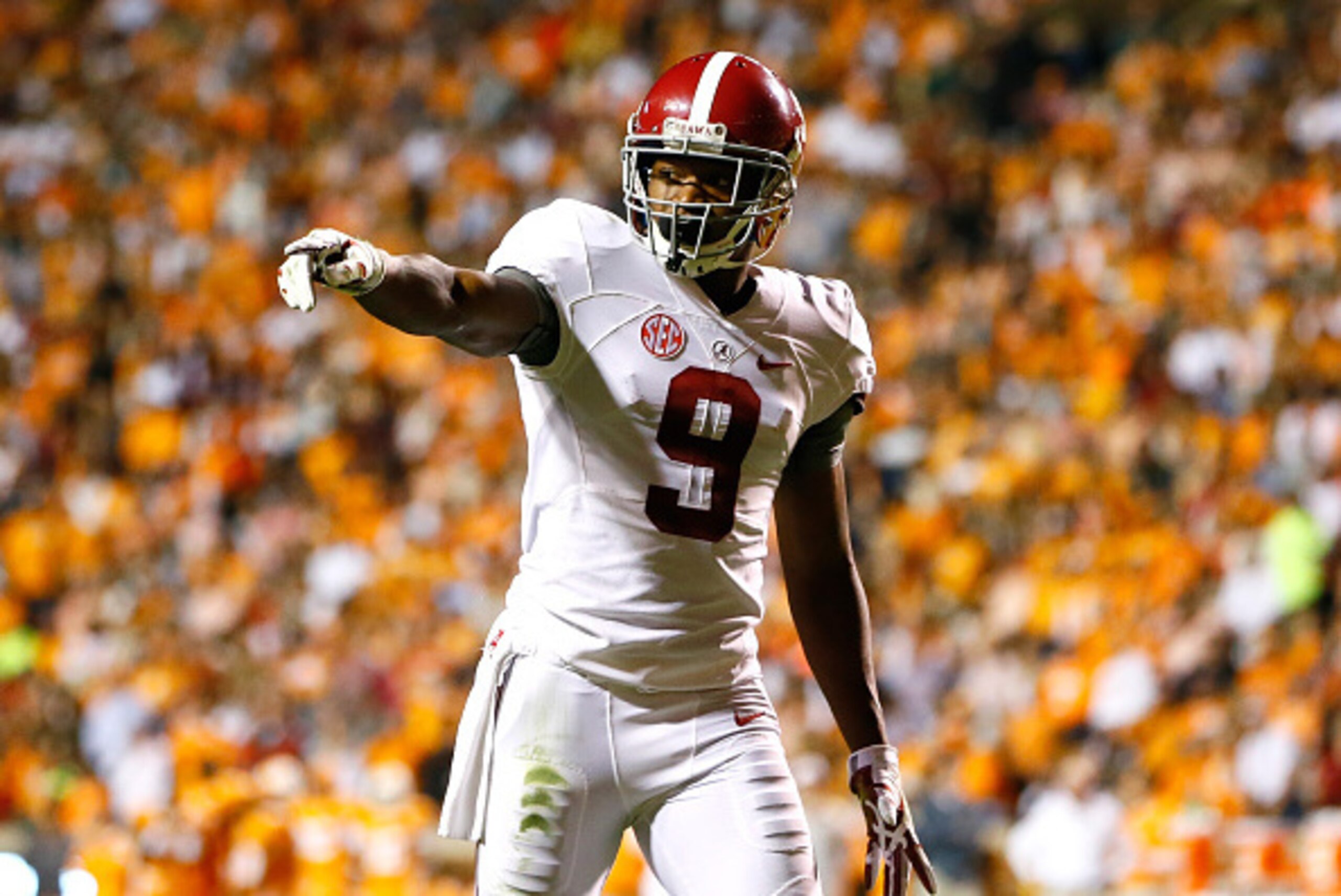 KNOXVILLE, TN - OCTOBER 25:  Amari Cooper #9 of the Alabama Crimson Tide steps to the line against the Tennessee Volunteers at Neyland Stadium on October 25, 2014 in Knoxville, Tennessee.  (Photo by Kevin C. Cox/Getty Images)
