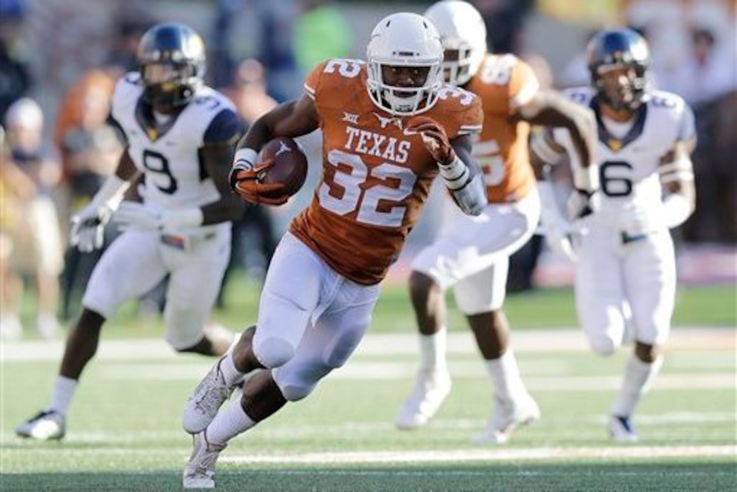 A big season is in the offing for senior feature back Johnathan Gray.