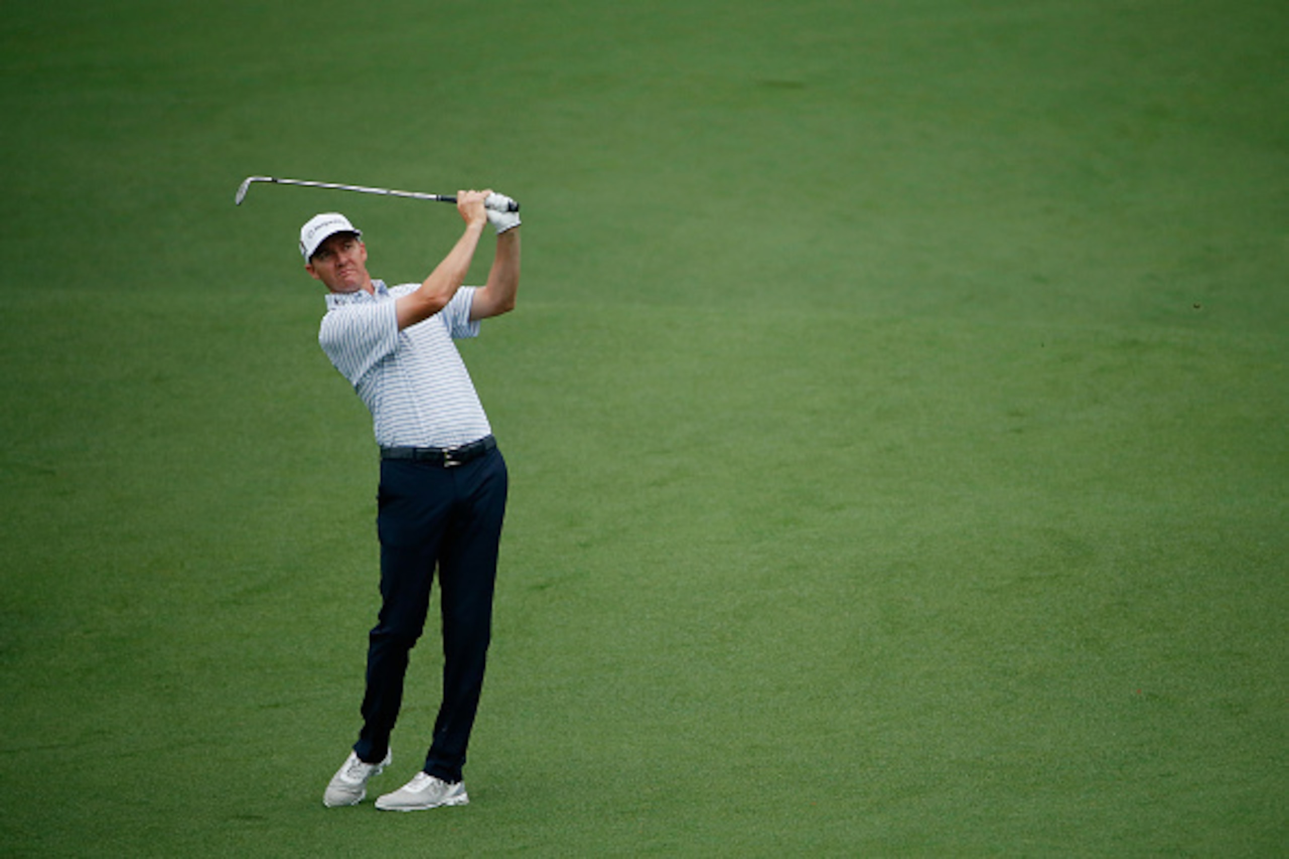 AUGUSTA, GA - APRIL 07:  Jimmy Walker of the United States watches a shot during a practice round prior to the start of the 2015 Masters Tournament at Augusta National Golf Club on April 7, 2015 in Augusta, Georgia.  (Photo by Ezra Shaw/Getty Images)