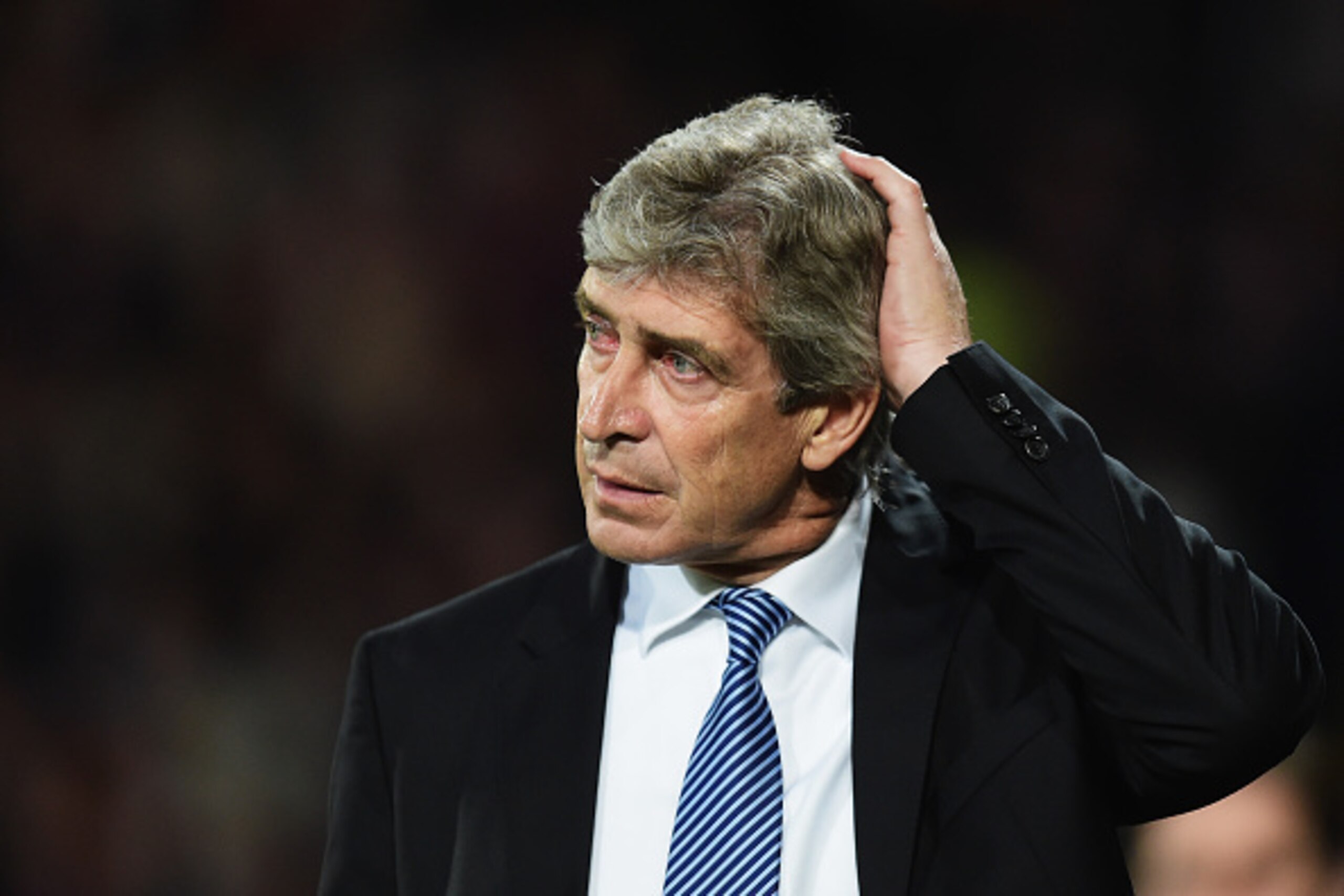 LONDON, ENGLAND - APRIL 06: Manuel Pellegrini, manager of Manchester City looks on during the Barclays Premier League match between Crystal Palace and Manchester City at Selhurst Park on April 6, 2015 in London, England.  (Photo by Jamie McDonald/Getty Im