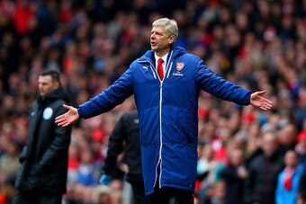 LONDON, ENGLAND - APRIL 04:  Arsene Wenger, manager of Arsenal reacts during the Barclays Premier League match between Arsenal and Liverpool at Emirates Stadium on April 4, 2015 in London, England.  (Photo by Paul Gilham/Getty Images)