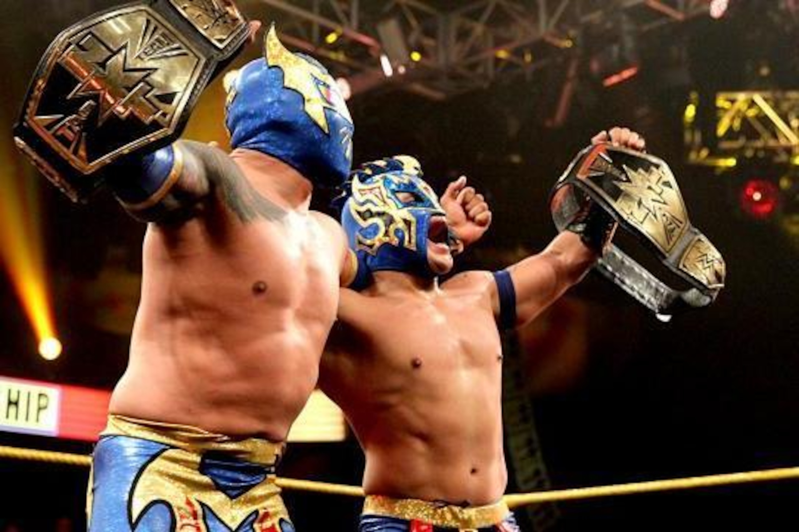 The Lucha Dragons