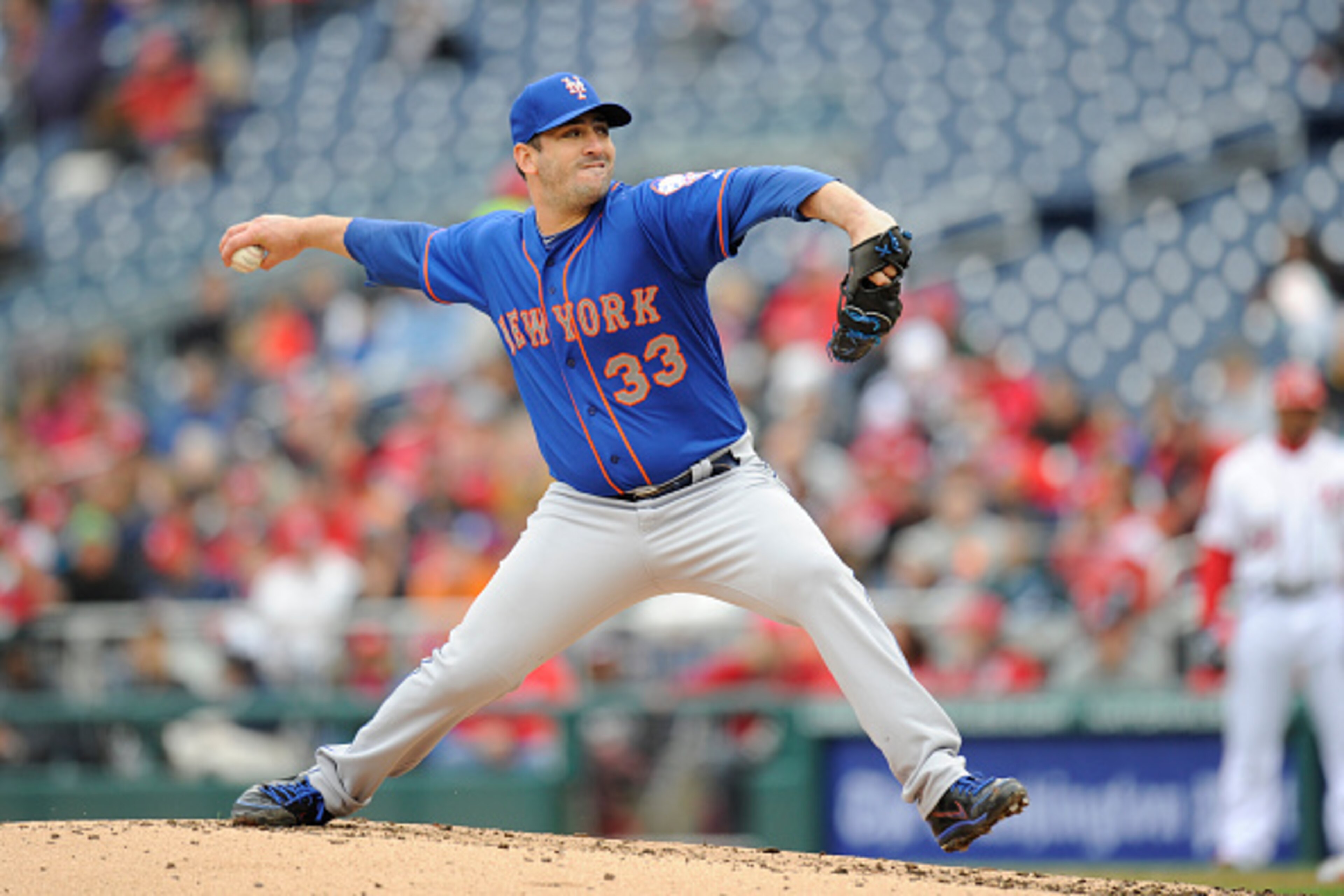 WASHINGTON, DC - APRIL 09:  Matt Harvey #33 of the New York Mets pitches in the third inning during a baseball against the Washington Nationals at Nationals Park on April 9, 2015 in Washington, DC.  (Photo by Mitchell Layton/Getty Images)