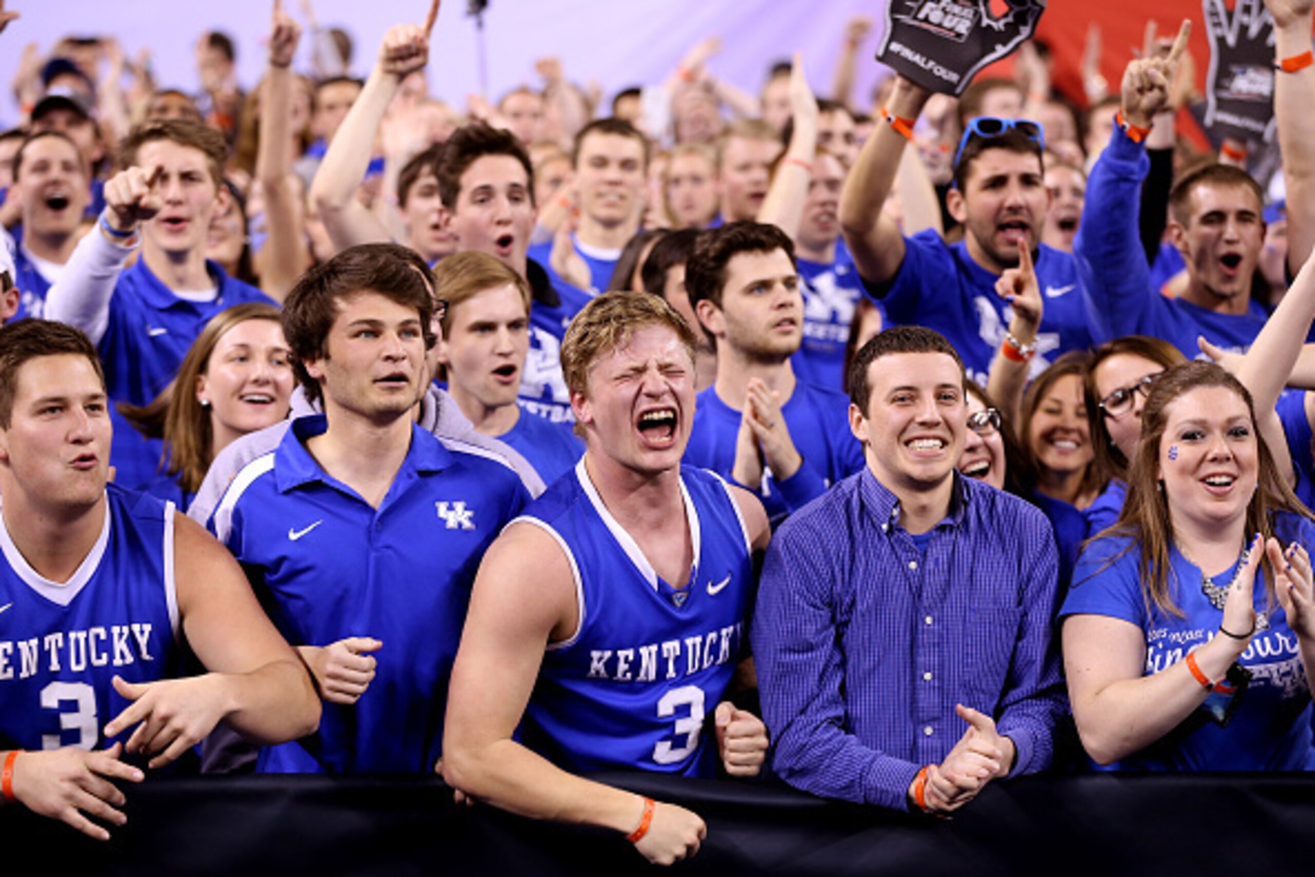 INDIANAPOLIS, IN - APRIL 04: Kentucky Wildcats fans cheer early in the game against the Wisconsin Badgers during the NCAA Men's Final Four Semifinal at Lucas Oil Stadium on April 4, 2015 in Indianapolis, Indiana. (Photo by Andy Lyons/Getty Images) INDIANAPOLIS, IN - APRIL 04: Kentucky Wildcats fans cheer early in the game against the Wisconsin Badgers during the NCAA Men's Final Four Semifinal at Lucas Oil Stadium on April 4, 2015 in Indianapolis, Indiana. (Photo by Andy Lyons/Getty Images)