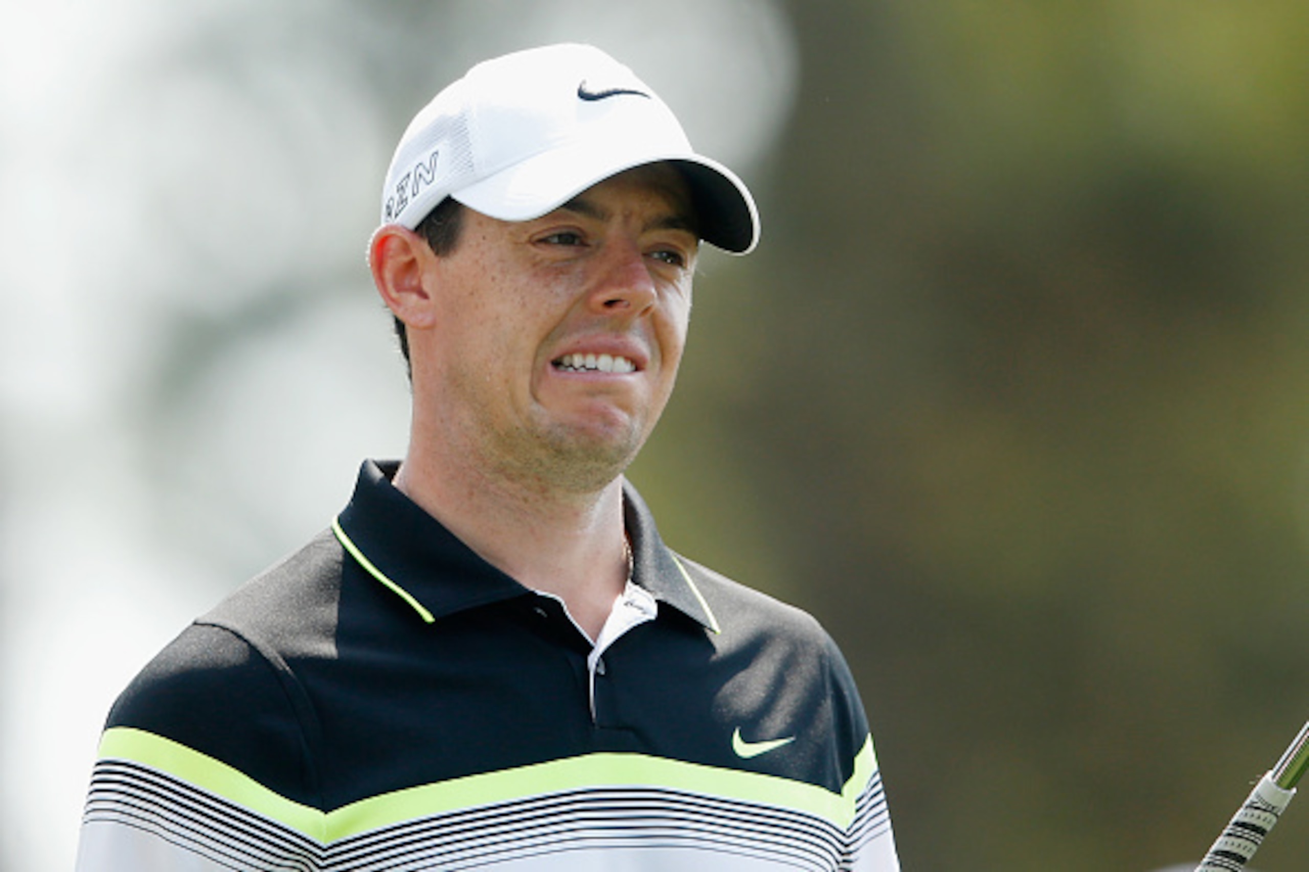 AUGUSTA, GA - APRIL 09:  Rory McIlroy of Northern Ireland walks off the fourth tee during the first round of the 2015 Masters Tournament at Augusta National Golf Club on April 9, 2015 in Augusta, Georgia.  (Photo by Ezra Shaw/Getty Images)