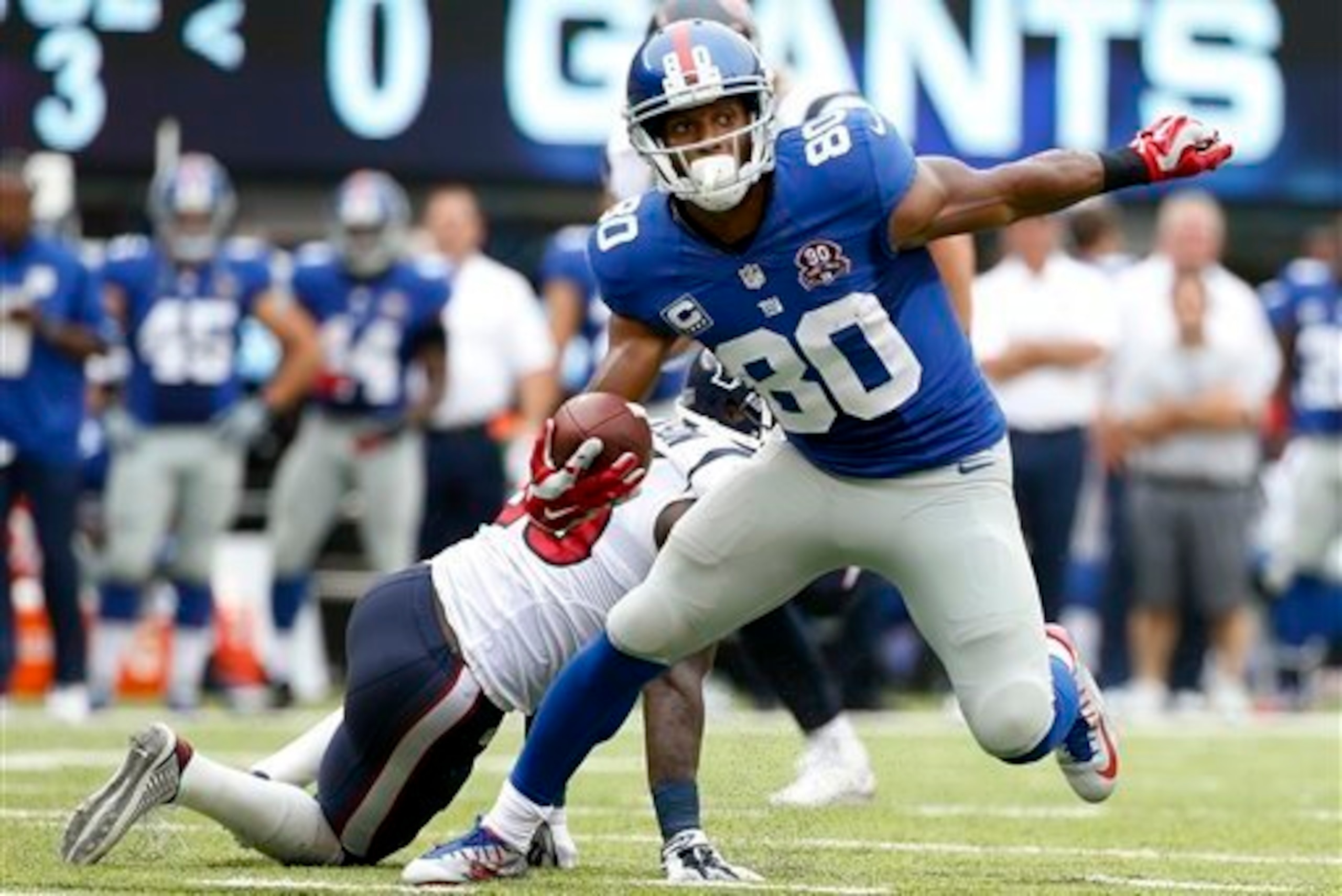 Victor Cruz plans to salsa again this coming season.