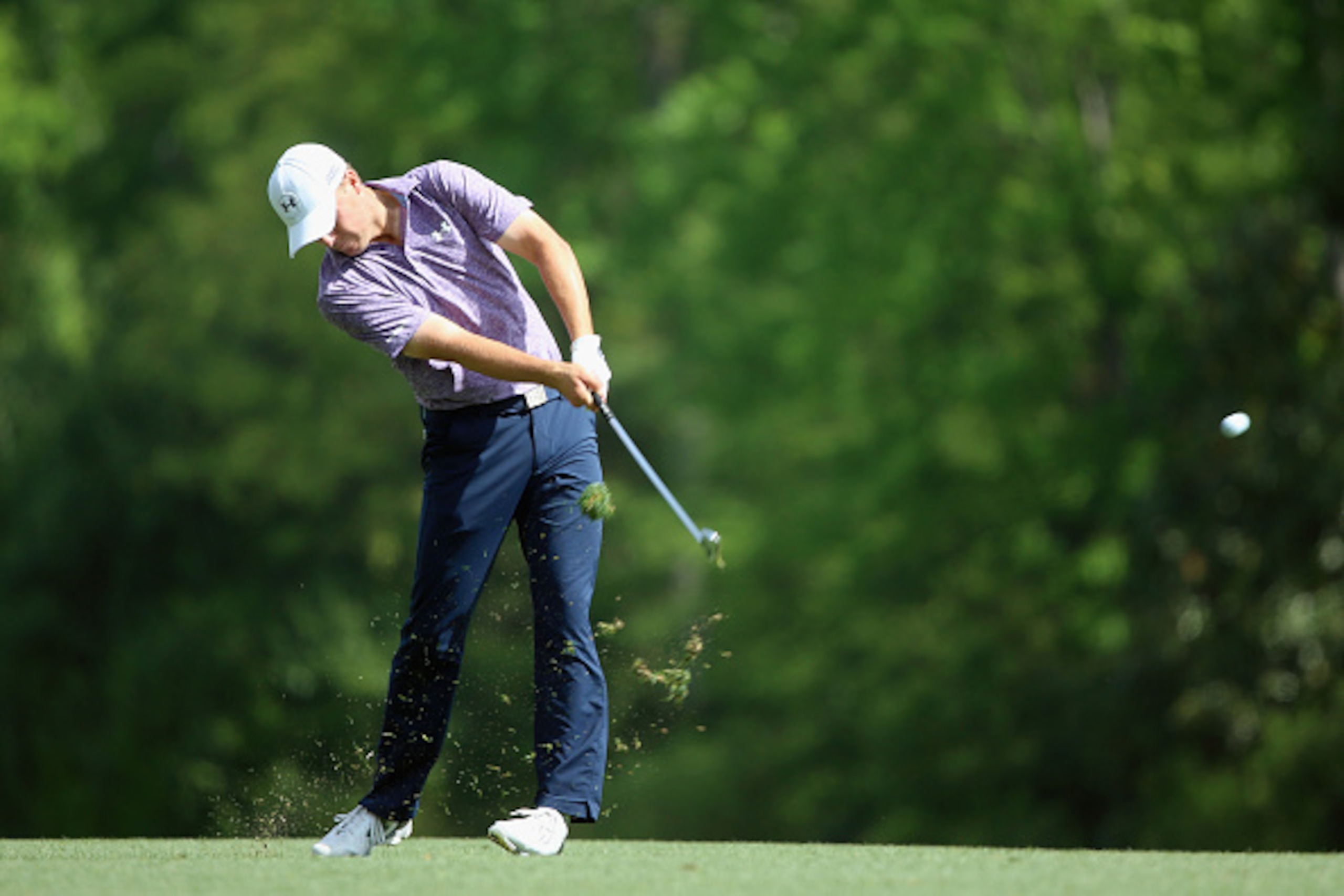 AUGUSTA, GA - APRIL 10:  Jordan Spieth of the United States hits an approach shot on the fifth hole during the second round of the 2015 Masters Tournament at Augusta National Golf Club on April 10, 2015 in Augusta, Georgia.  (Photo by Andrew Redington/Get