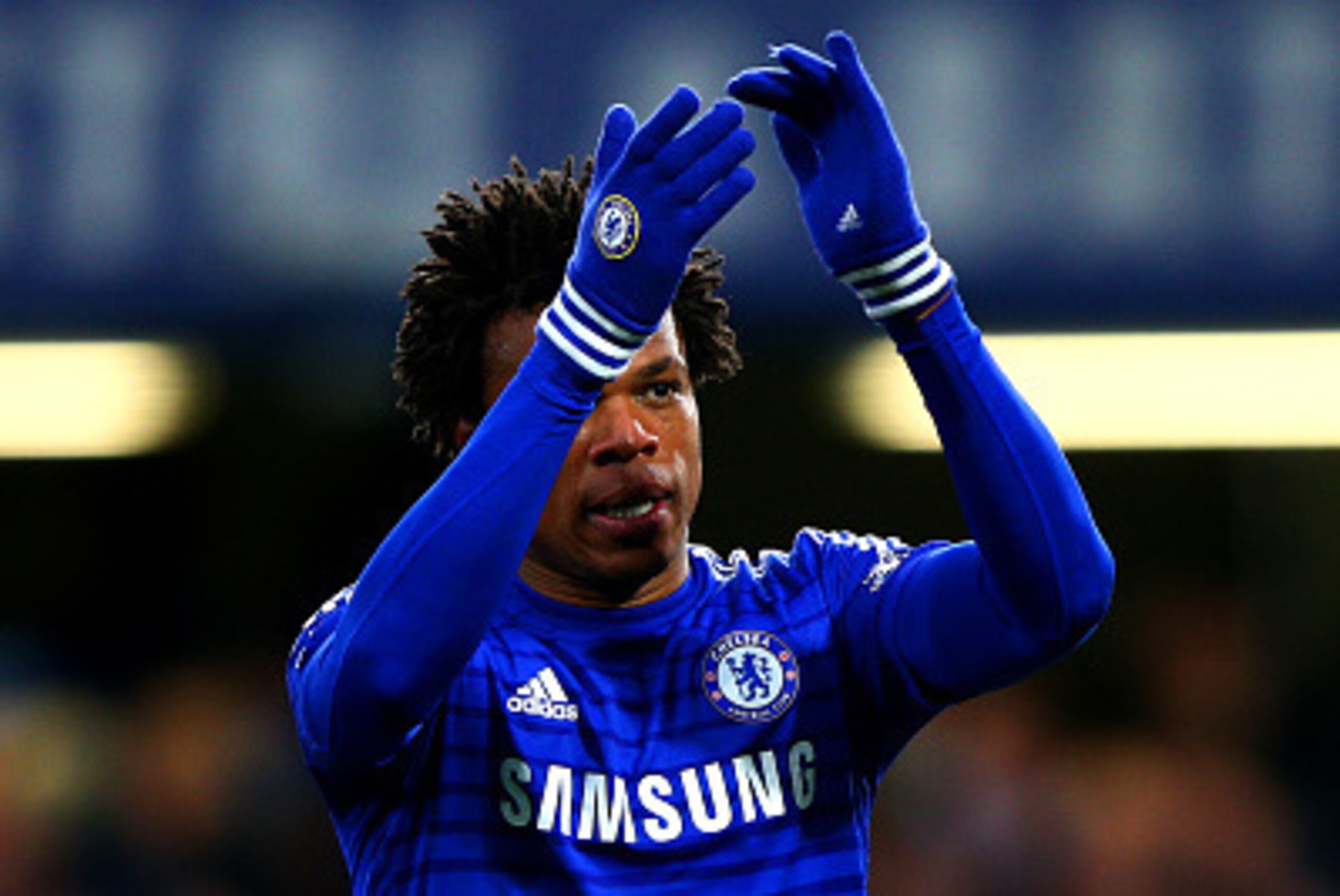 LONDON, ENGLAND - APRIL 04: Loic Remy of Chelsea applauds the fans during the Barclays Premier League match between Chelsea and Stoke City at Stamford Bridge on April 4, 2015 in London, England. (Photo by Ian Walton/Getty Images) LONDON, ENGLAND - APRIL 04: Loic Remy of Chelsea applauds the fans during the Barclays Premier League match between Chelsea and Stoke City at Stamford Bridge on April 4, 2015 in London, England. (Photo by Ian Walton/Getty Images)