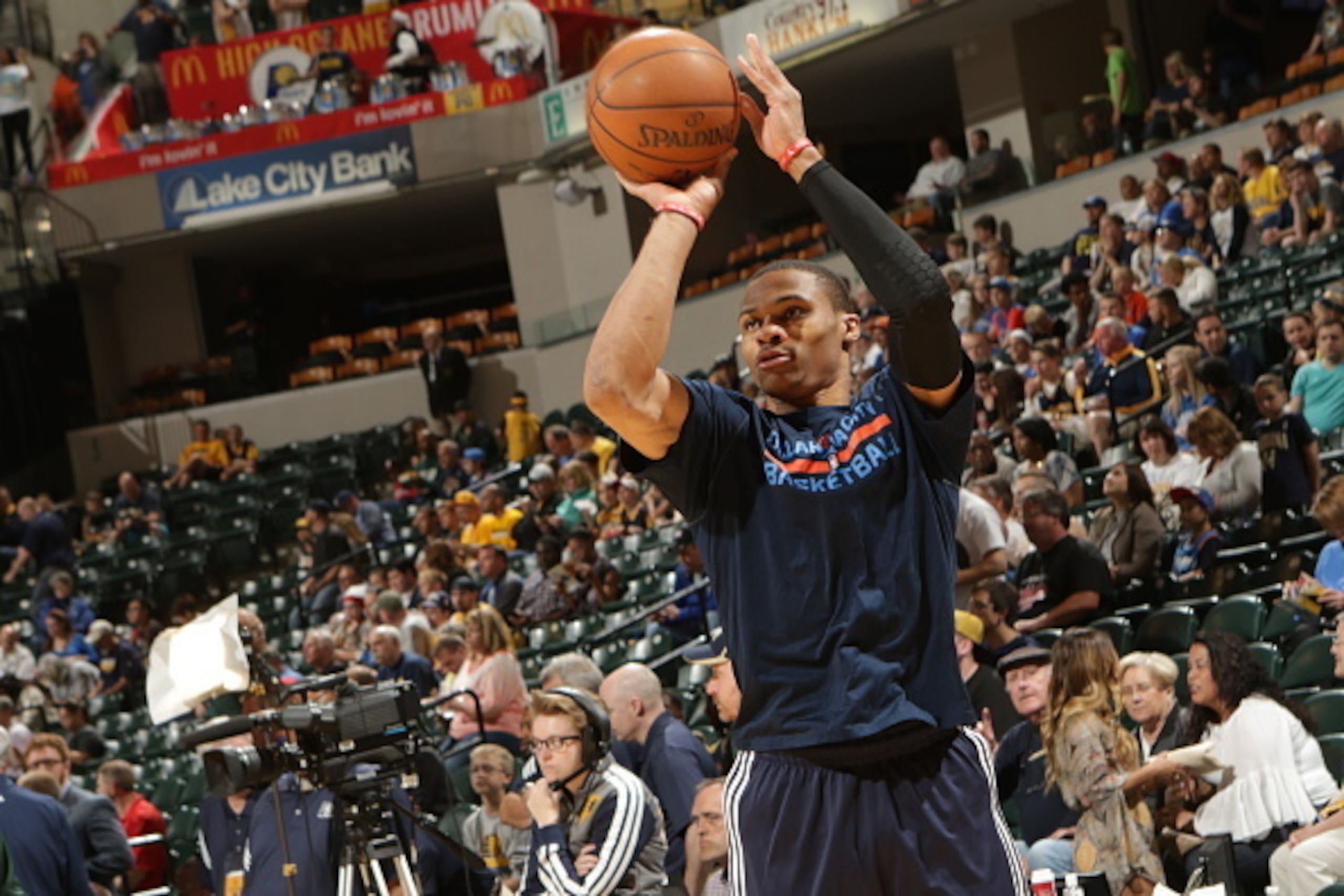 INDIANAPOLIS, IN - APRIL 12: Russell Westbrook #0 of the Oklahoma City Thunder warms up before the game against the Indiana Pacers during the game on April 12, 2015 at Bankers Life Fieldhouse in Indianapolis, Indiana. NOTE TO USER: User expressly acknowle