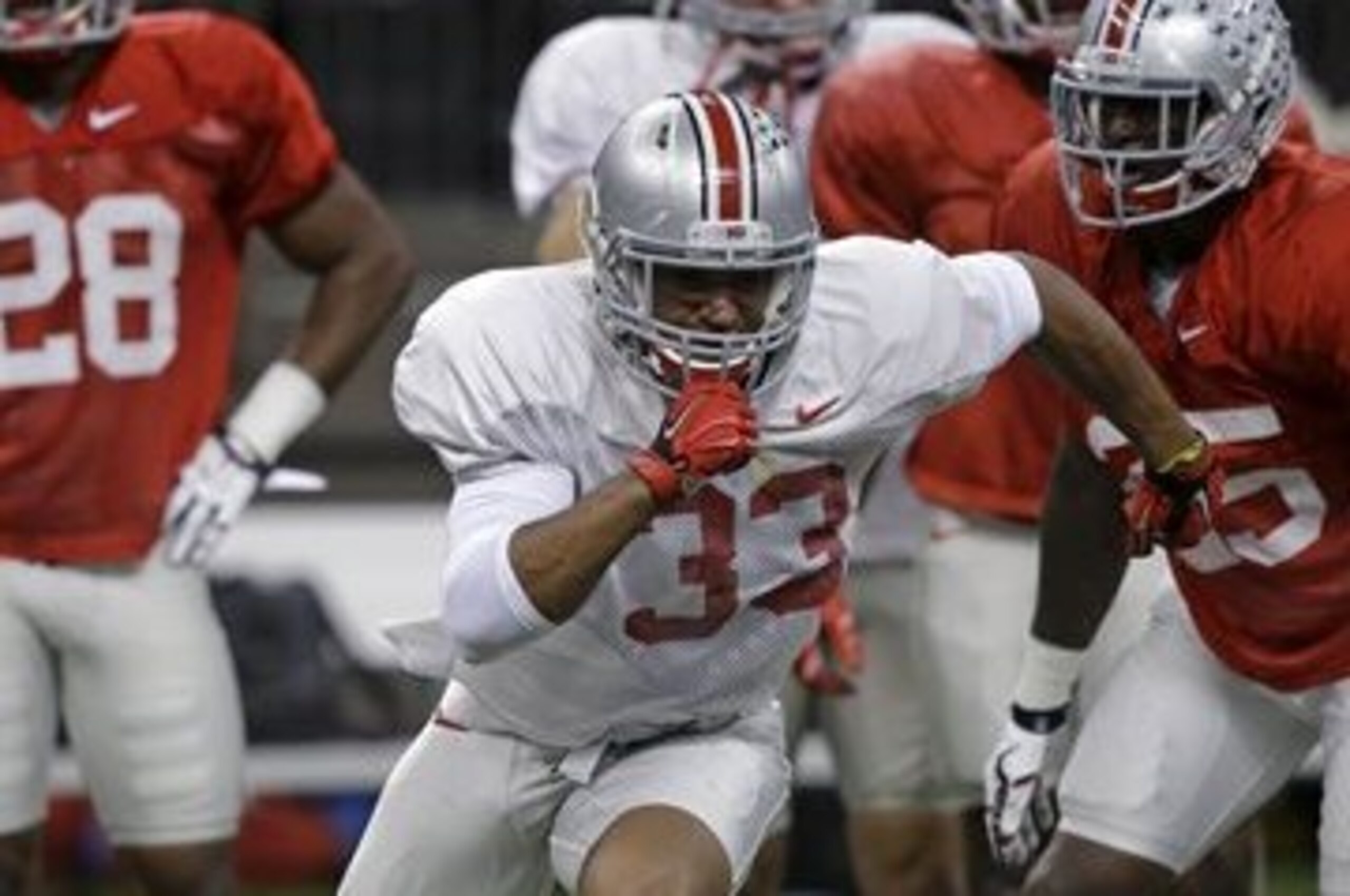 Ohio State linebacker Dante Booker (33)