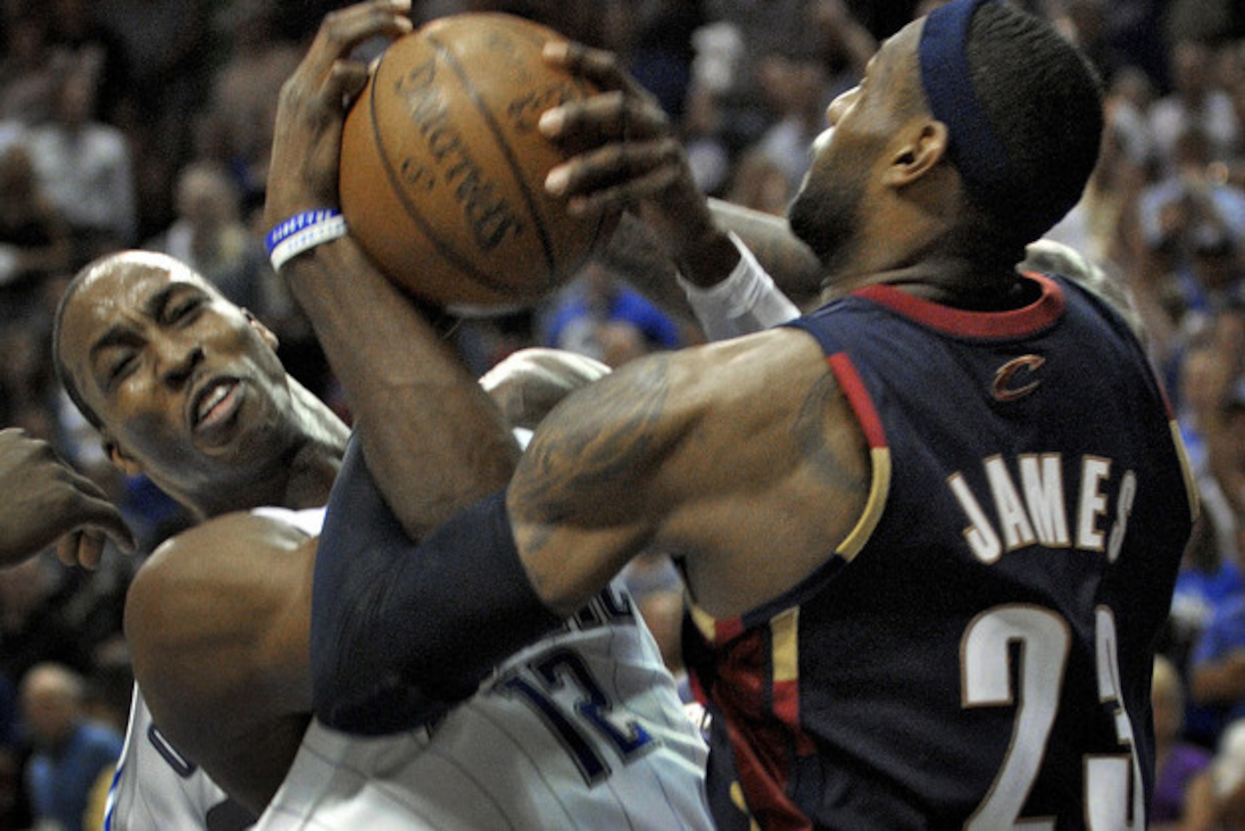 Dwight Howard and the Orlando Magic knocked the heavily favored Cavaliers out of the 2009 playoffs. Dwight Howard and the Orlando Magic knocked the heavily favored Cavaliers out of the 2009 playoffs.