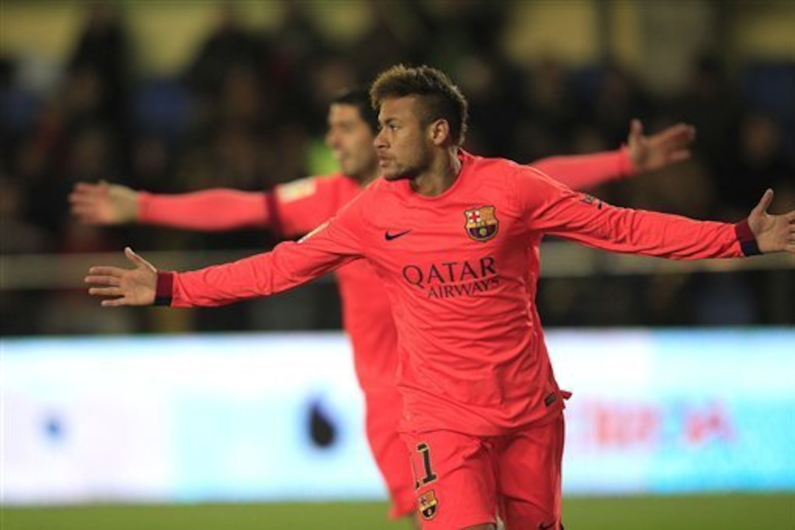 Neymar's first goal at El Madrigal virtually sealed Barca's progress against Villarreal.