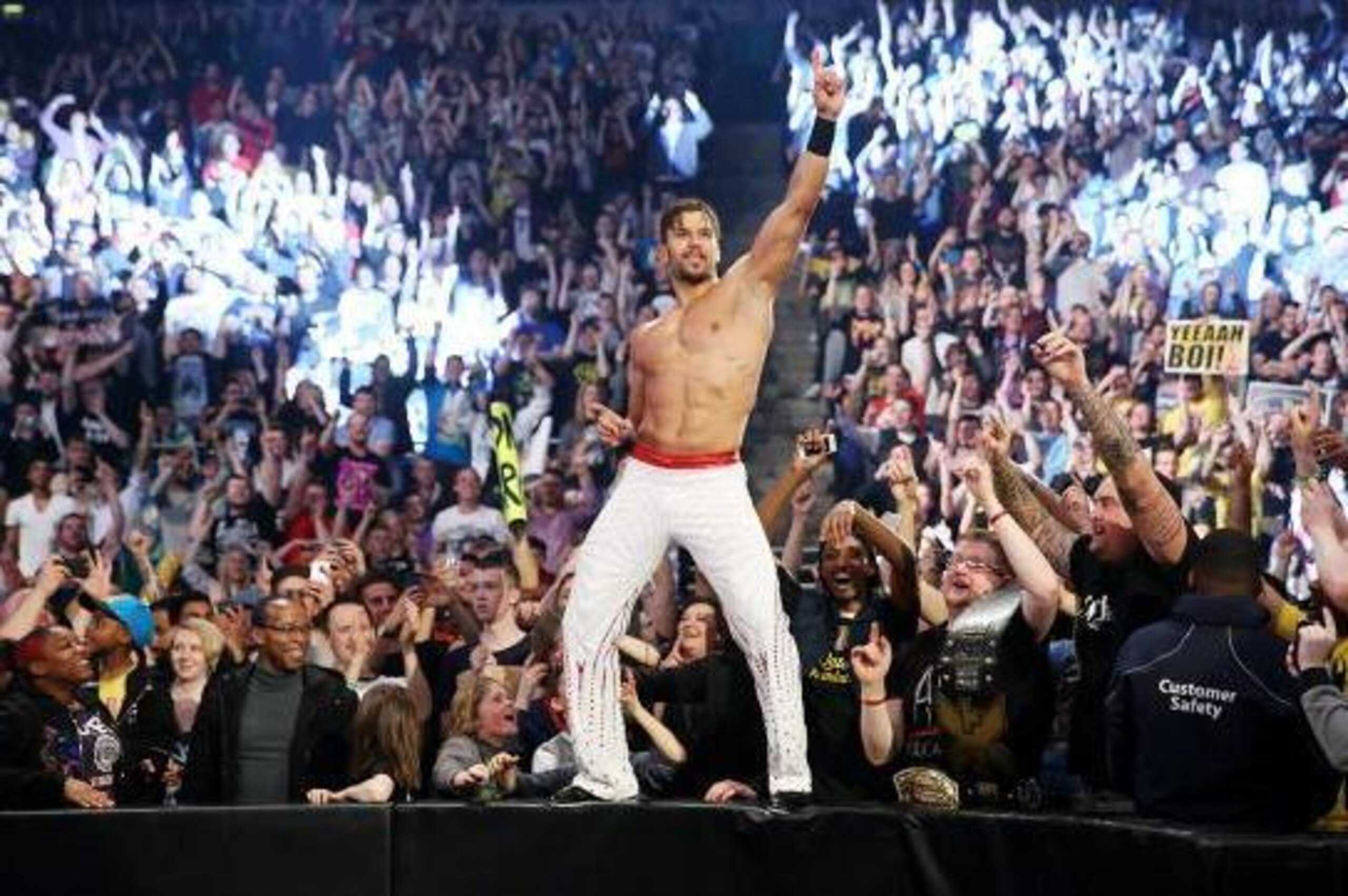 Fandango celebrates his split with Rosa Mendes.