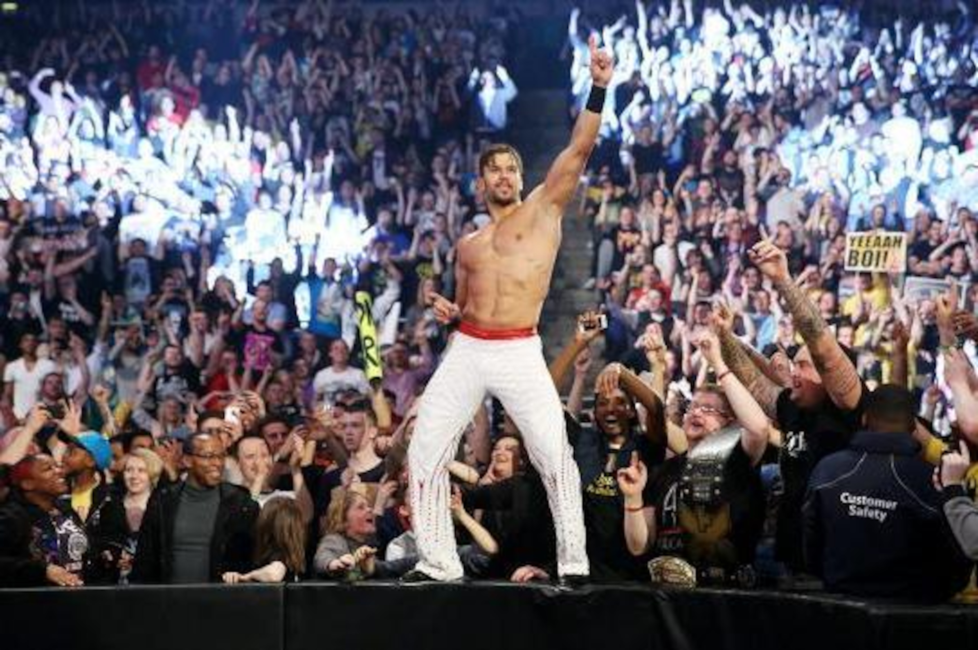 Fandango celebrates his split with Rosa Mendes.