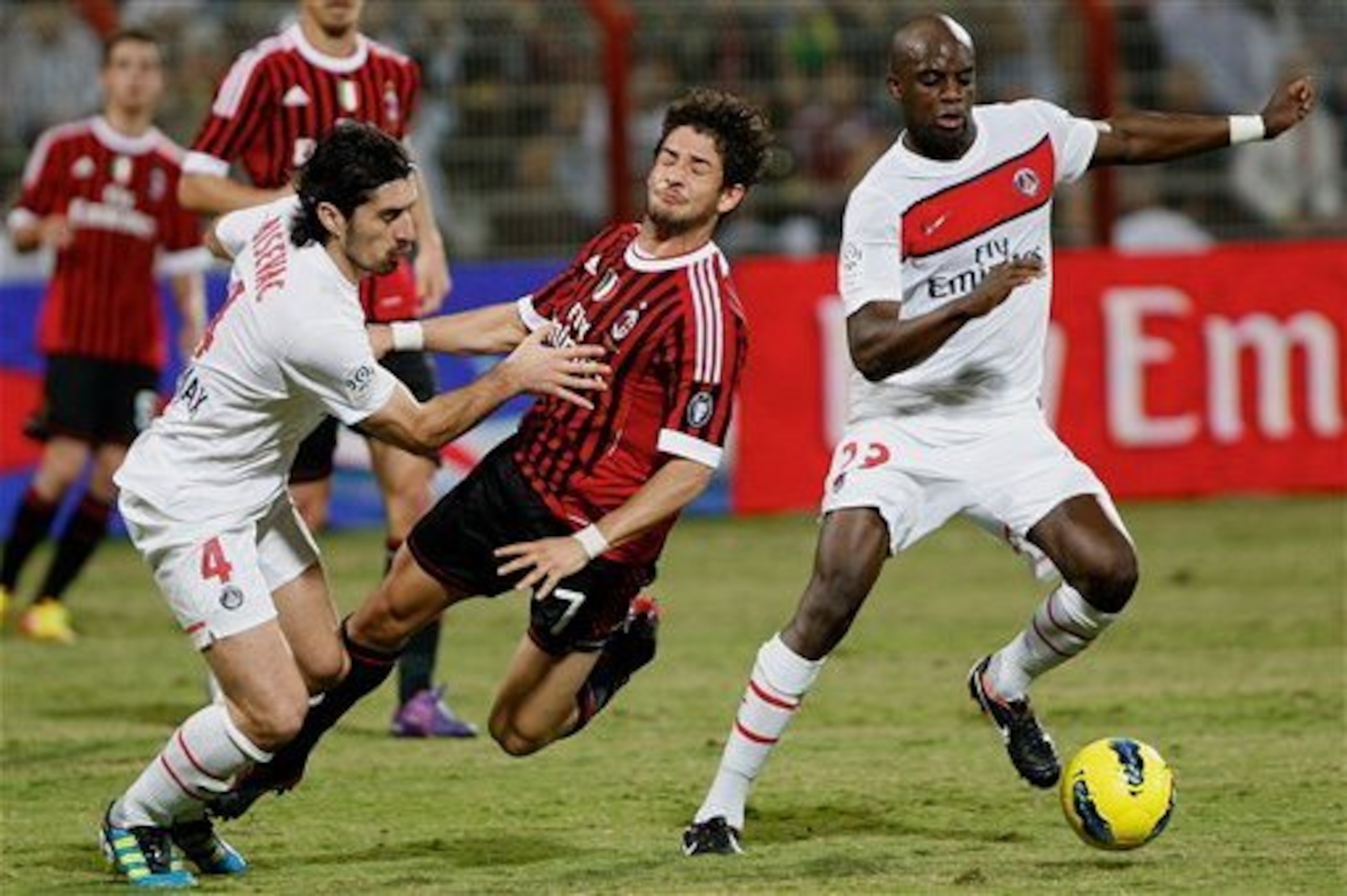 Alexandre Pato (Centre) Alexandre Pato (Centre)