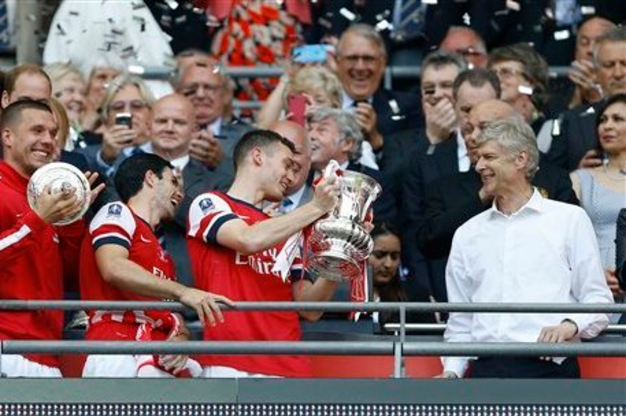 Not leaving after last season's FA Cup success, might Arsene Wenger have the option again on 30 May?