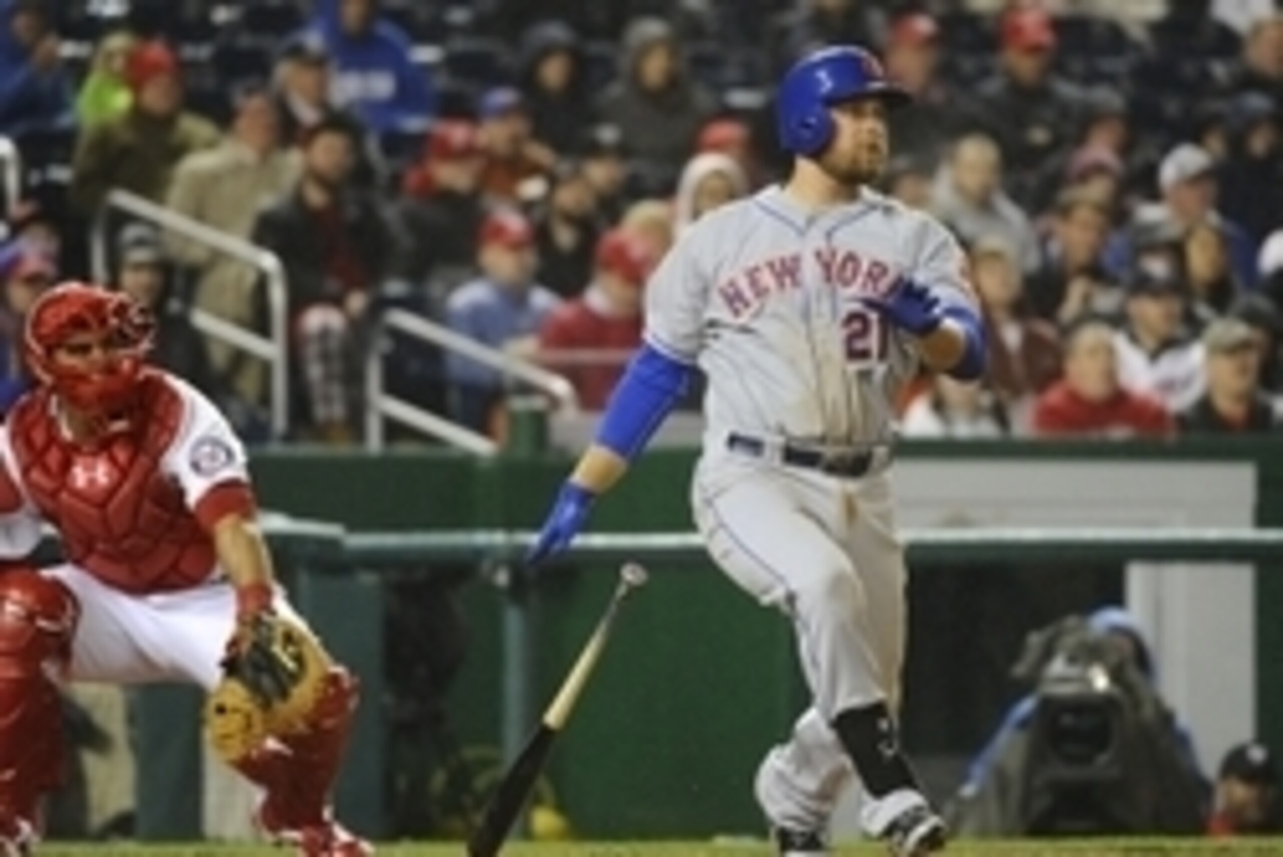 Apr 8, 2015; Washington, DC, USA; New York Mets first baseman Lucas Duda (21) singles against the Washington Nationals during the sixth inning at Nationals Park. Mandatory Credit: Brad Mills-USA TODAY Sports