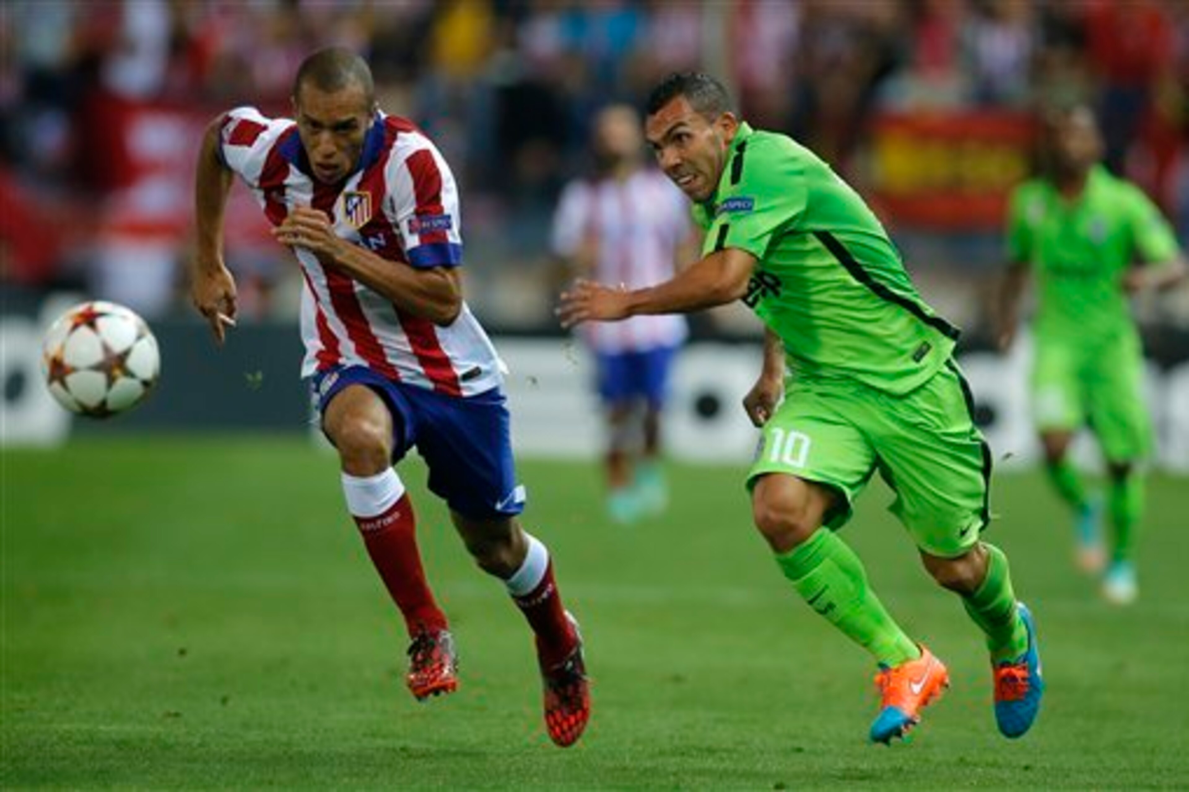 Miranda would add plenty of defensive qualities to the United team.