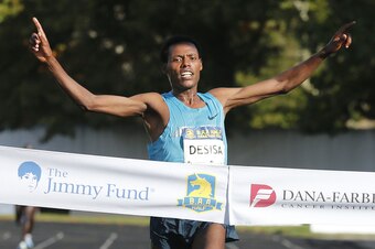 Lelisa Desisa in October 2013