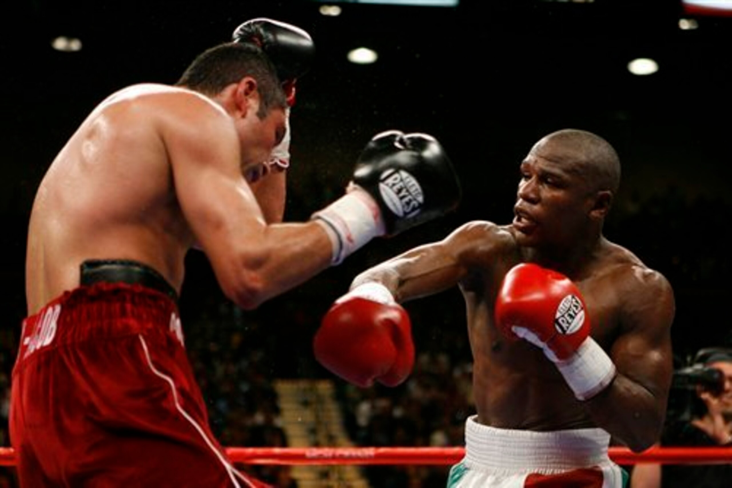 The only big flurry of toe-to-toe punching came in the final round. The only big flurry of toe-to-toe punching came in the final round.