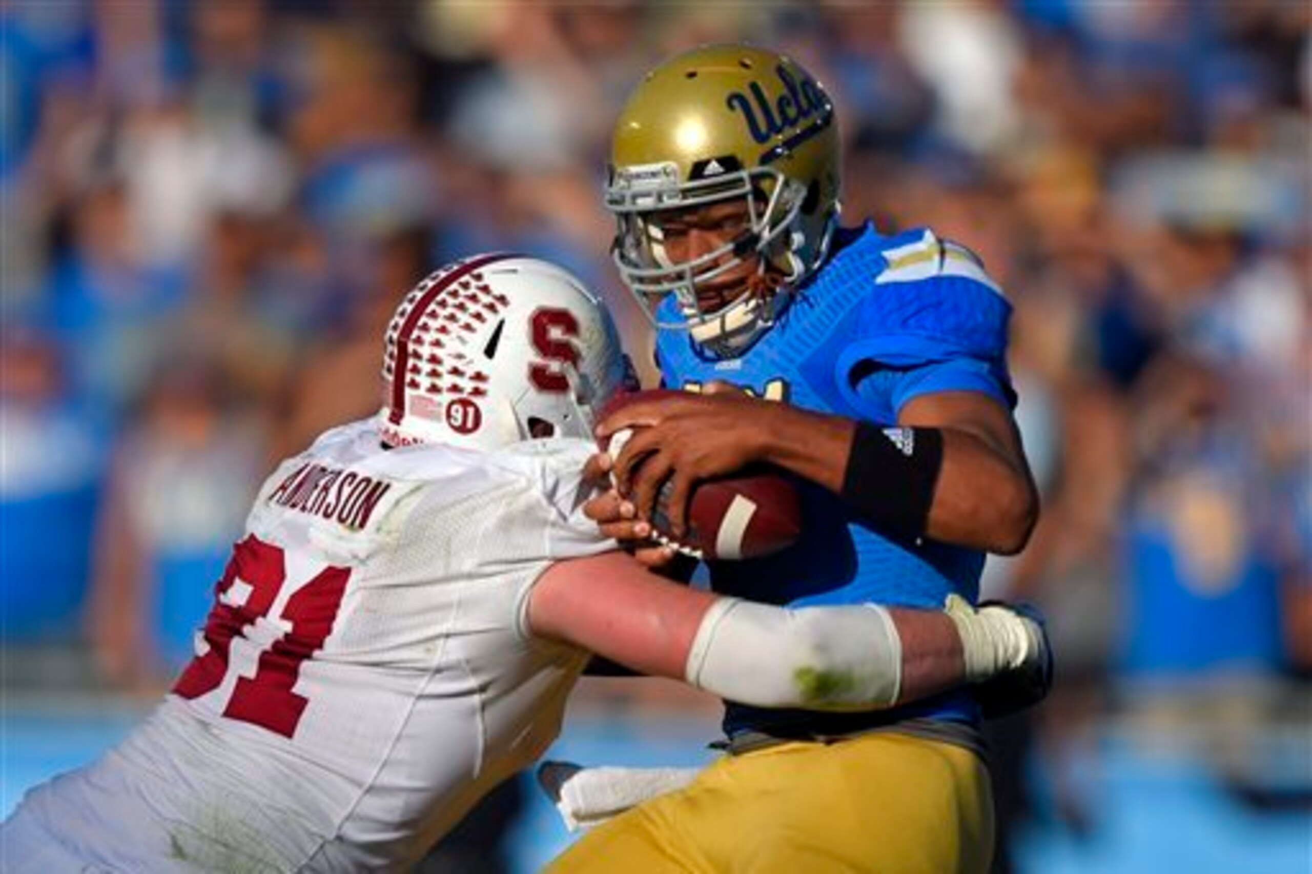 Anderson knows how to lay the wood when it comes to taking down opposing quarterbacks and ball-carriers.