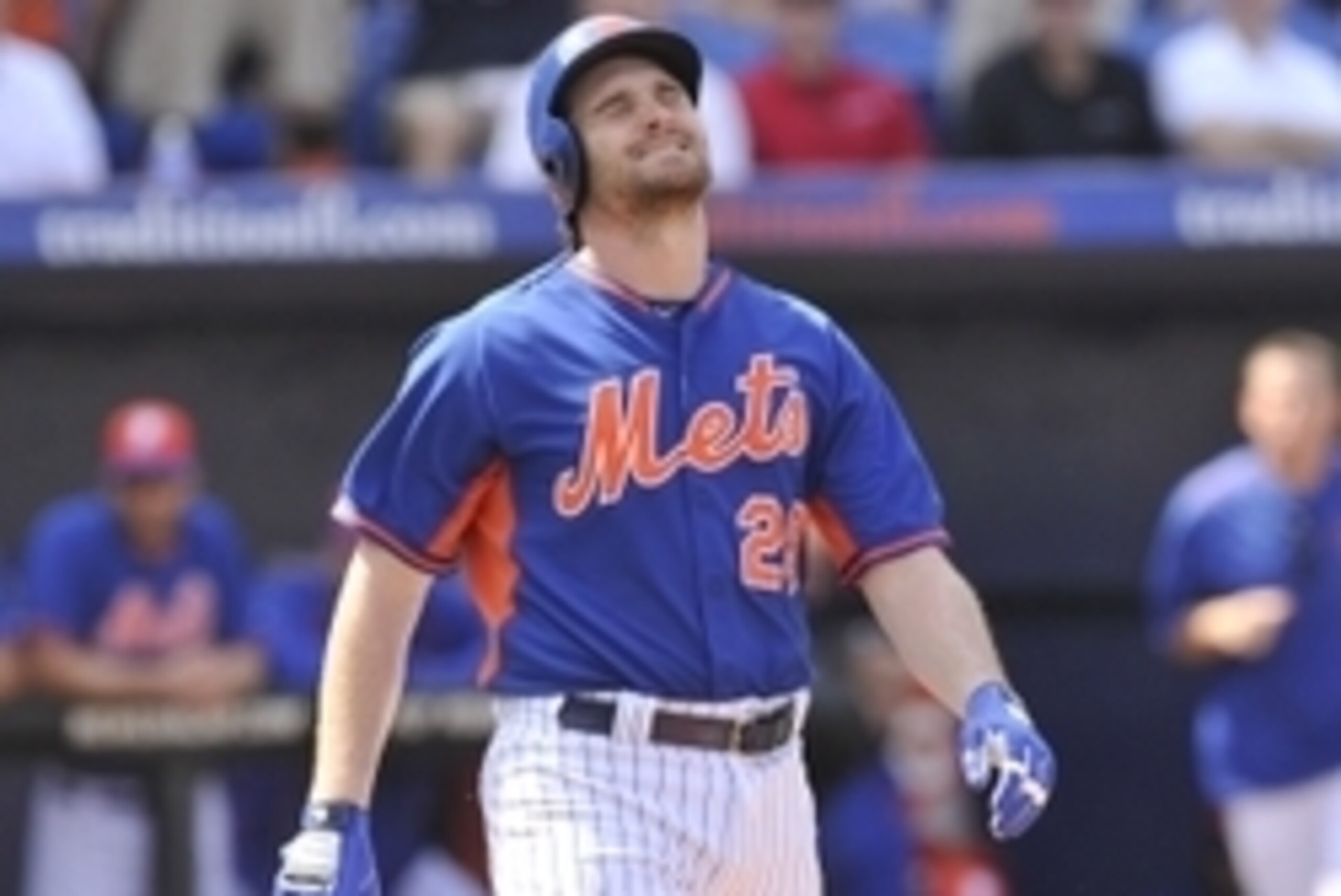 Mar 6, 2015; Port St. Lucie, FL, USA; New York Mets second baseman Daniel Murphy (28) reacts after getting hit in the hand by Detroit Tigers starting pitcher David Price (14) (not pictured) and would leave the game during a spring training baseball game a Mar 6, 2015; Port St. Lucie, FL, USA; New York Mets second baseman Daniel Murphy (28) reacts after getting hit in the hand by Detroit Tigers starting pitcher David Price (14) (not pictured) and would leave the game during a spring training baseball game a