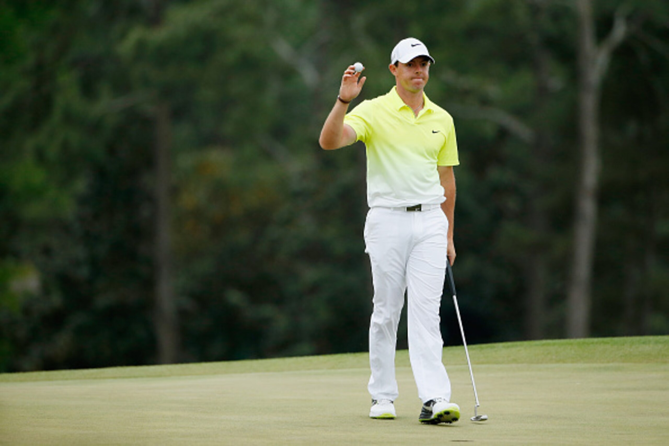 AUGUSTA, GA - APRIL 12:  Rory McIlroy of Northern Ireland gestures after competing in the final round of the 2015 Masters Tournament at Augusta National Golf Club on April 12, 2015 in Augusta, Georgia.  (Photo by Ezra Shaw/Getty Images)