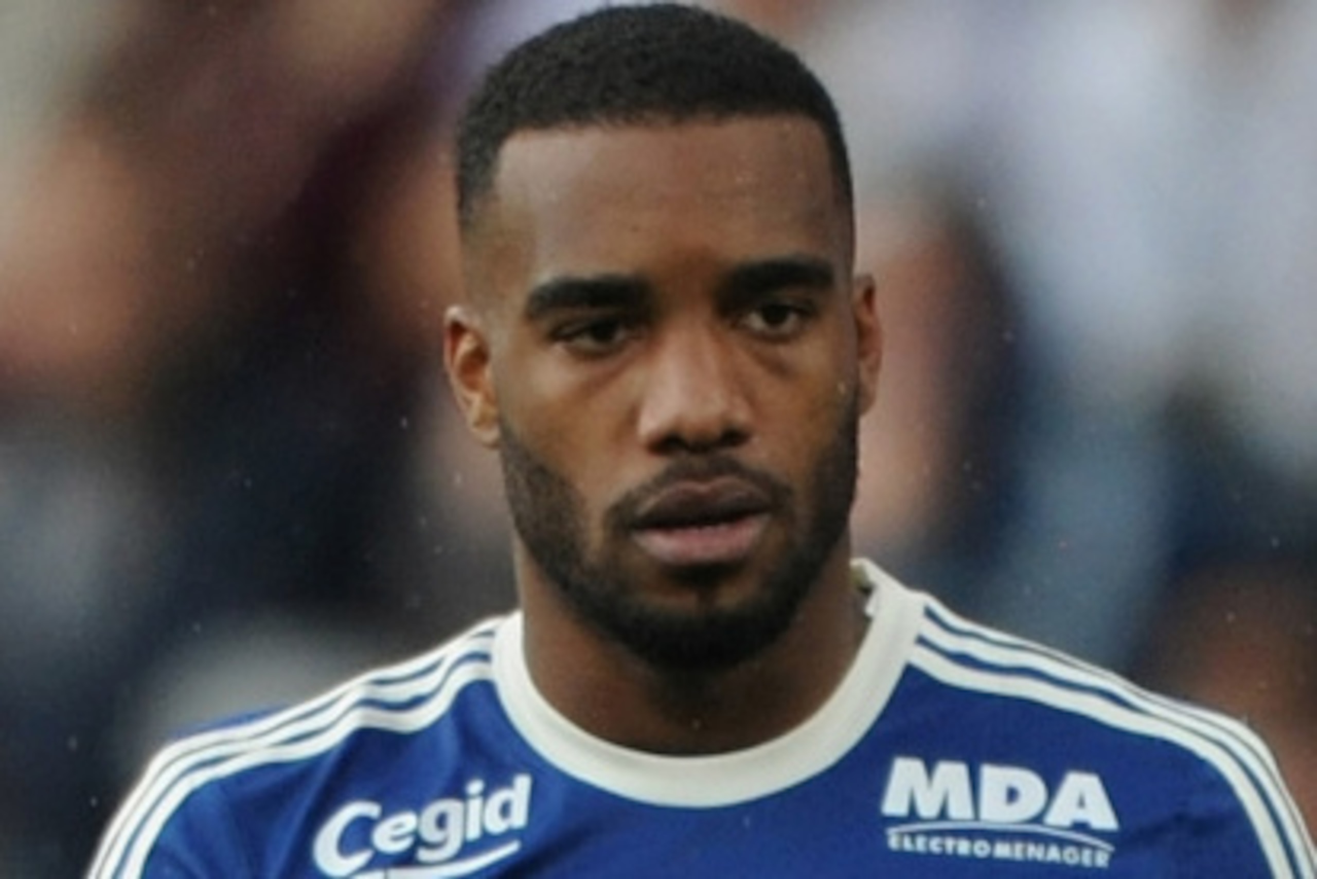 METZ, FRANCE - AUGUST 31: Alexandre Lacazette of Lyon in action during the French Ligue 1 match between FC Metz and Olympique Lyonnais at Stade Saint-Symphorien on August 31, 2014 in Metz, France. (Photo by Kaz Photography/Getty Images) METZ, FRANCE - AUGUST 31: Alexandre Lacazette of Lyon in action during the French Ligue 1 match between FC Metz and Olympique Lyonnais at Stade Saint-Symphorien on August 31, 2014 in Metz, France. (Photo by Kaz Photography/Getty Images)