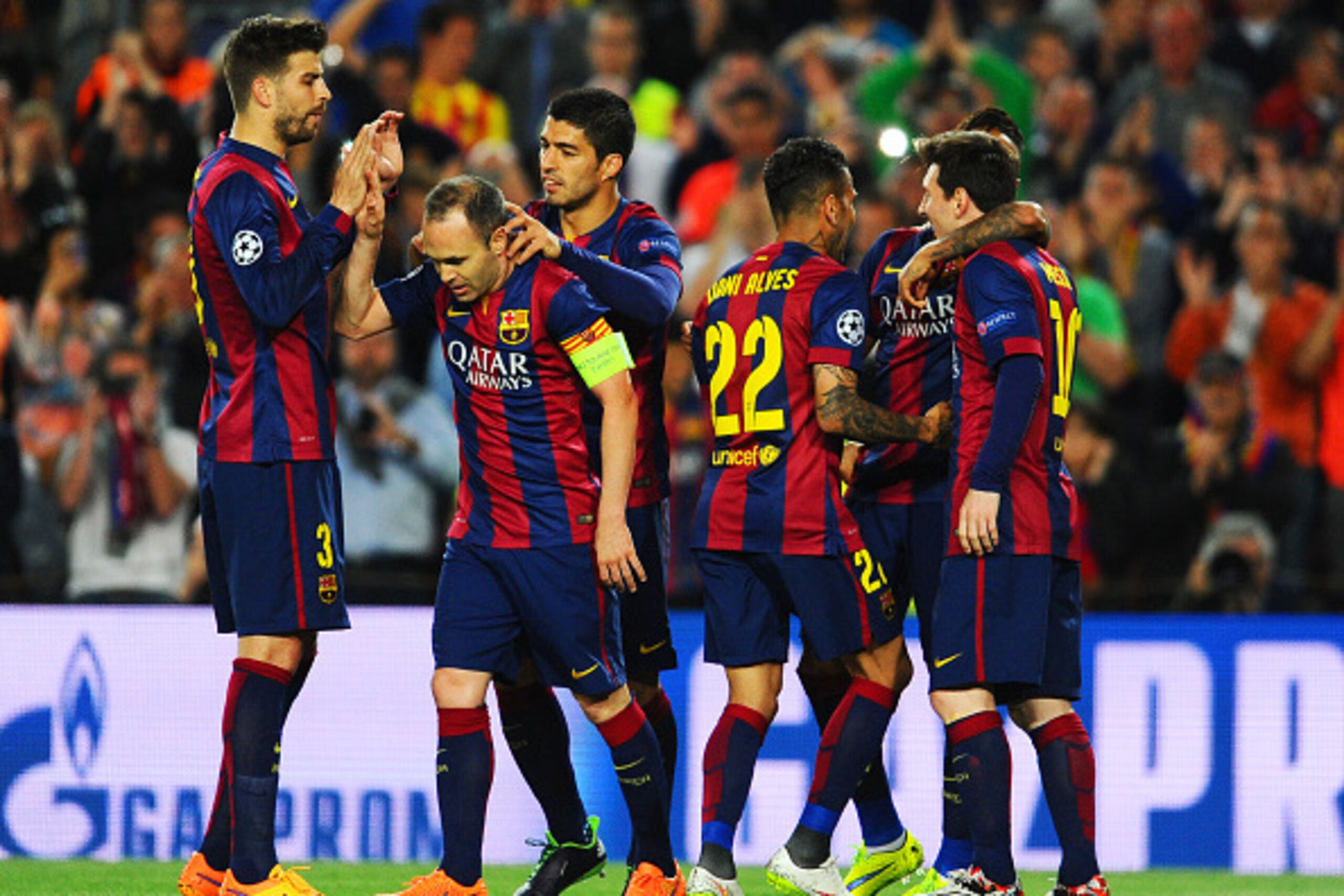 BARCELONA, SPAIN - APRIL 21:  Neymar of Barcelona (obscured 2R) celebrates with team mates as he scores their first goal during the UEFA Champions League Quarter Final second leg match between FC Barcelona and Paris Saint-Germain at Camp Nou on April 21, 