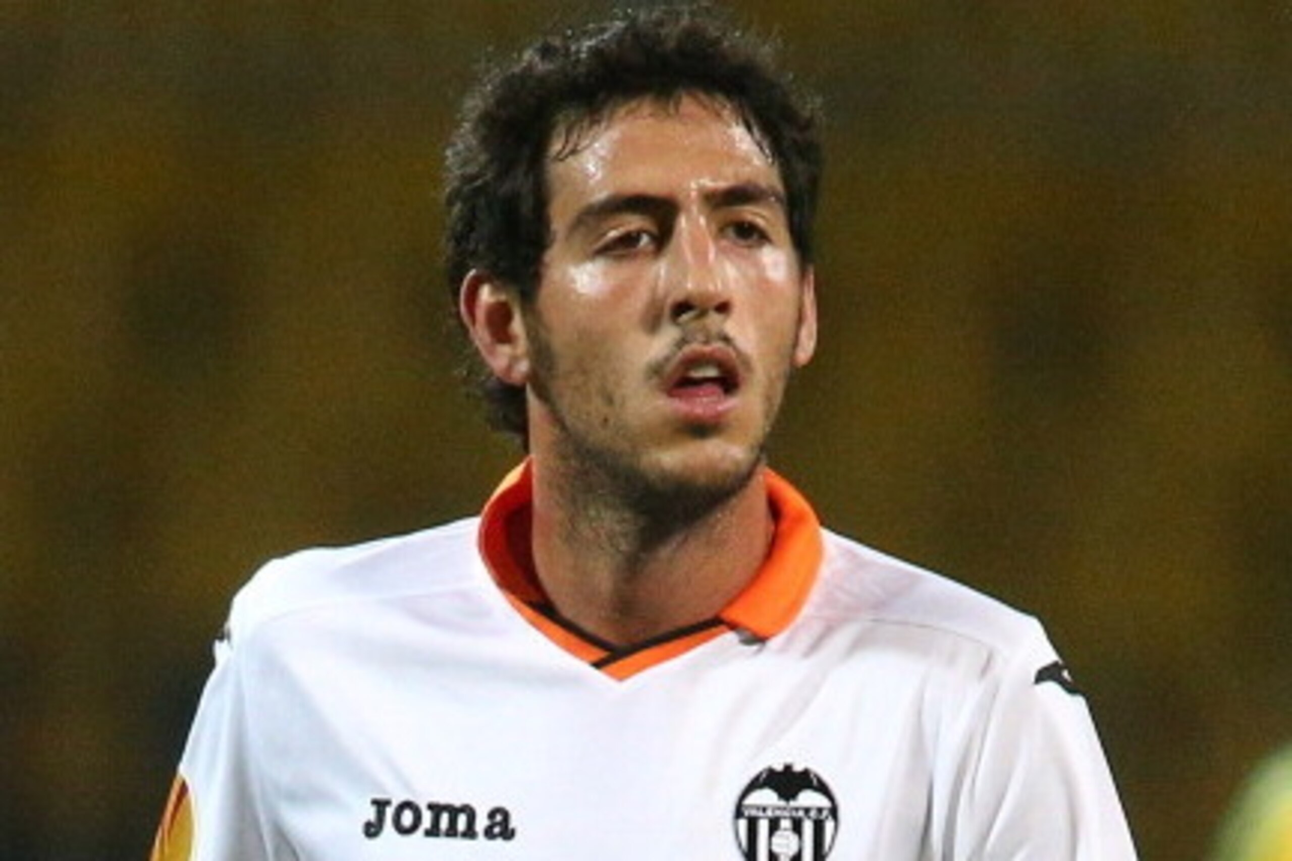 KRASNODAR, RUSSIA - OCTOBER 3:  Daniel Parejo of Valencia CF in action during the UEFA Europa League group stage match between FC Kuban Krasnodar and Valencia CF held on October 3, 2013 at the Kuban Stadium in Krasnodar, Russia. (Photo by EuroFootball/Get