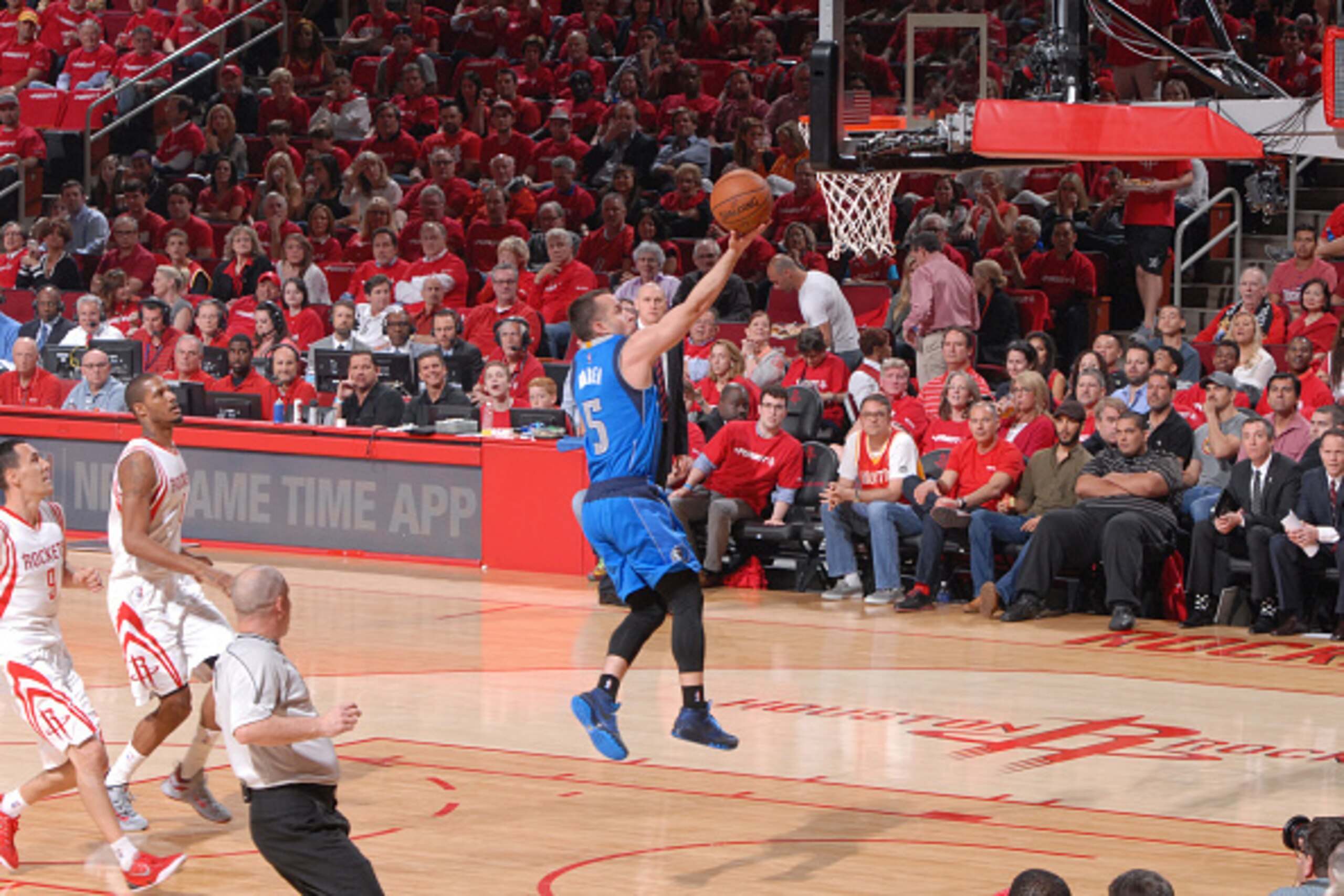 HOUSTON, TX - APRIL 18:  J.J. Barea #5 of the Dallas Mavericks shoots the ball against the Houston Rockets in Game One of the Western Conference Quarterfinals during the NBA Playoffs on April 18, 2015 at the Toyota Center in Houston, Texas. NOTE TO USER: 